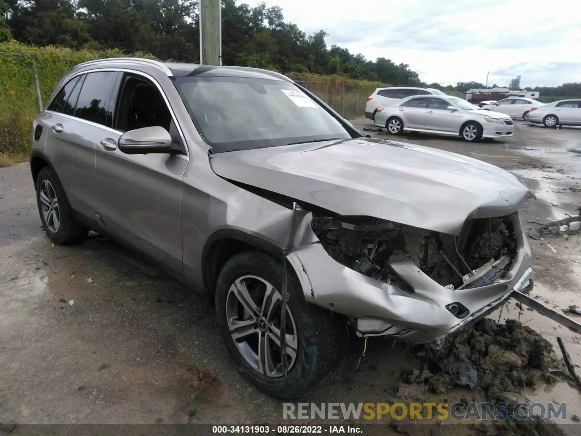 1 Photograph of a damaged car WDC0G4JB2KV132938 MERCEDES-BENZ GLC 2019