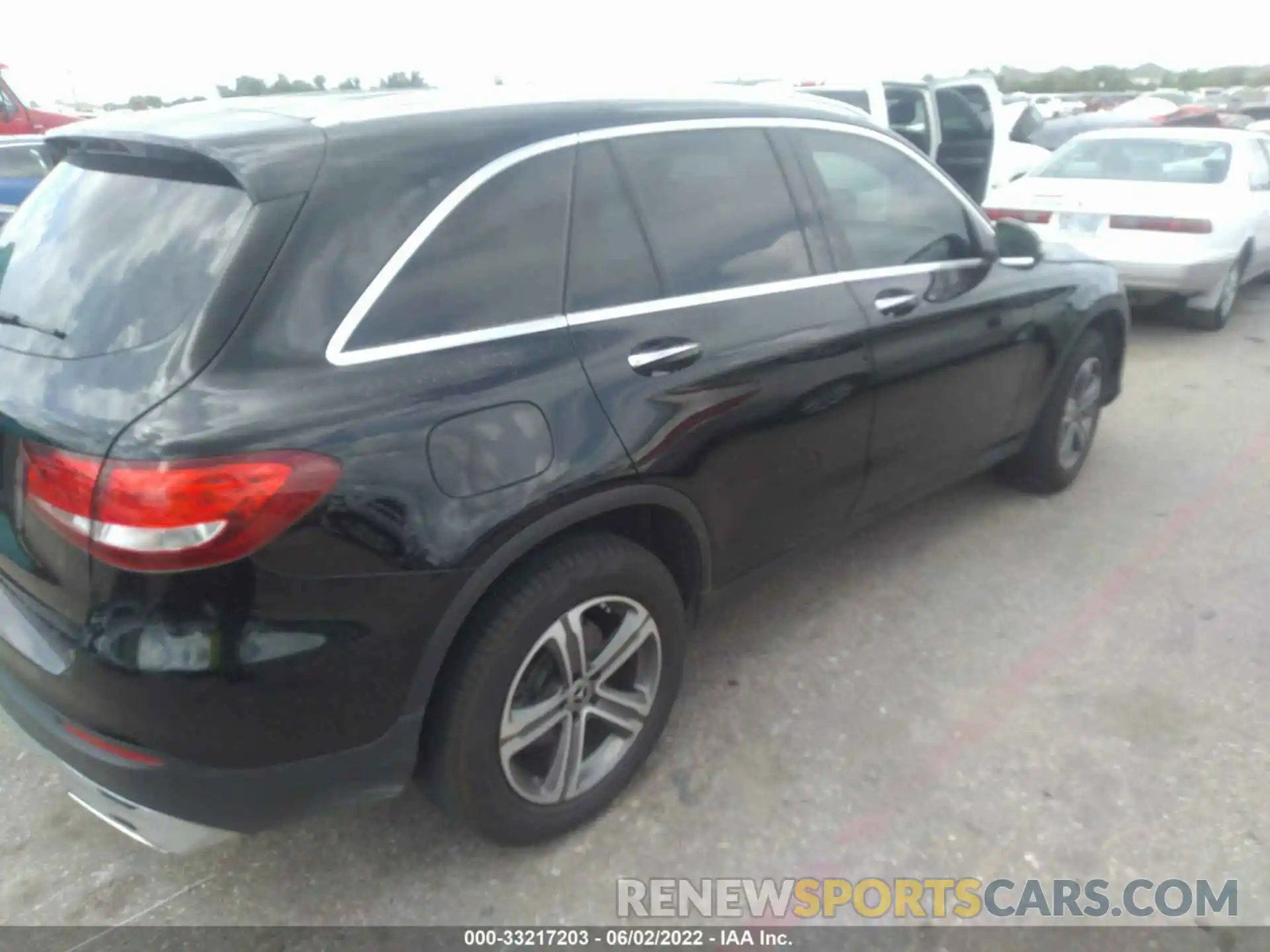 4 Photograph of a damaged car WDC0G4JB2KV144877 MERCEDES-BENZ GLC 2019