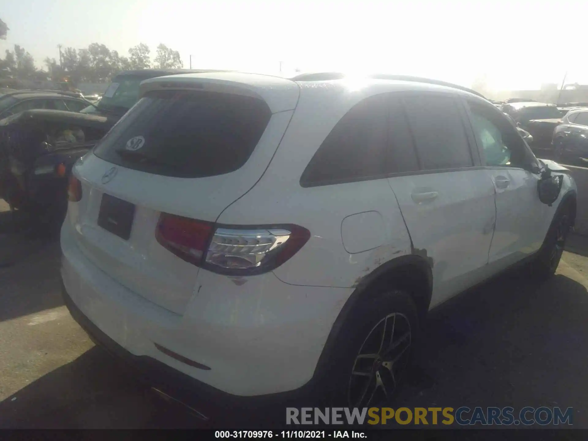 4 Photograph of a damaged car WDC0G4JB2KV145754 MERCEDES-BENZ GLC 2019