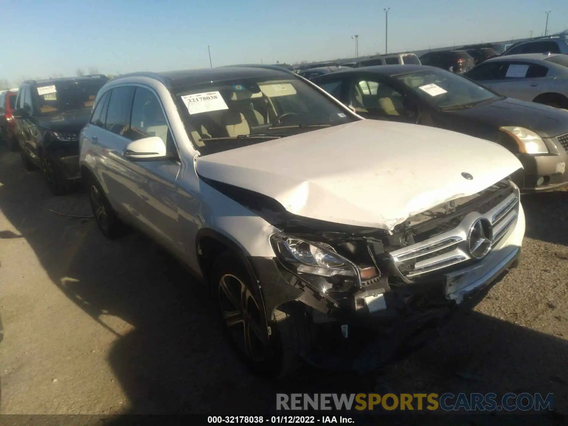 1 Photograph of a damaged car WDC0G4JB2KV147035 MERCEDES-BENZ GLC 2019