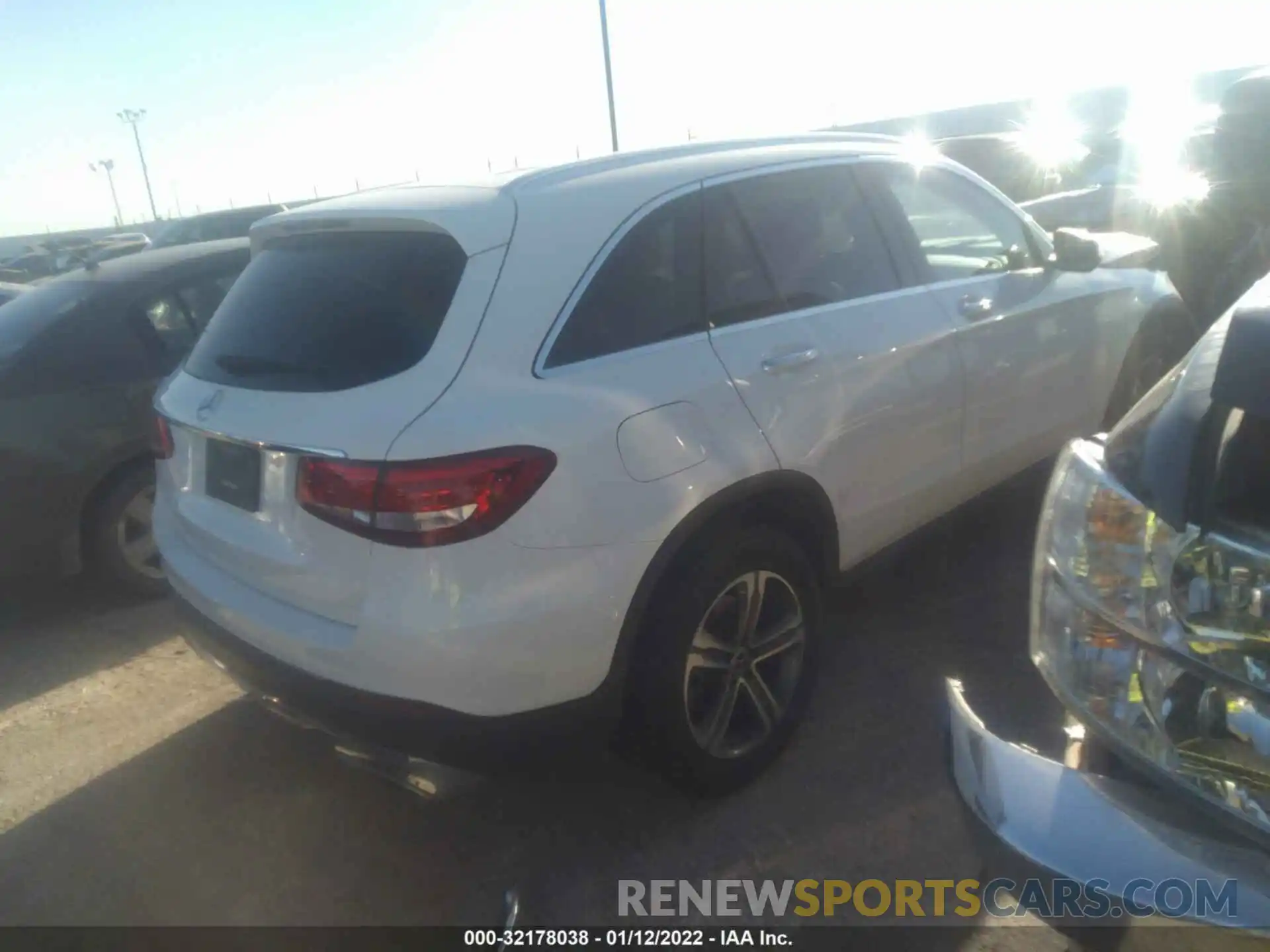 4 Photograph of a damaged car WDC0G4JB2KV147035 MERCEDES-BENZ GLC 2019