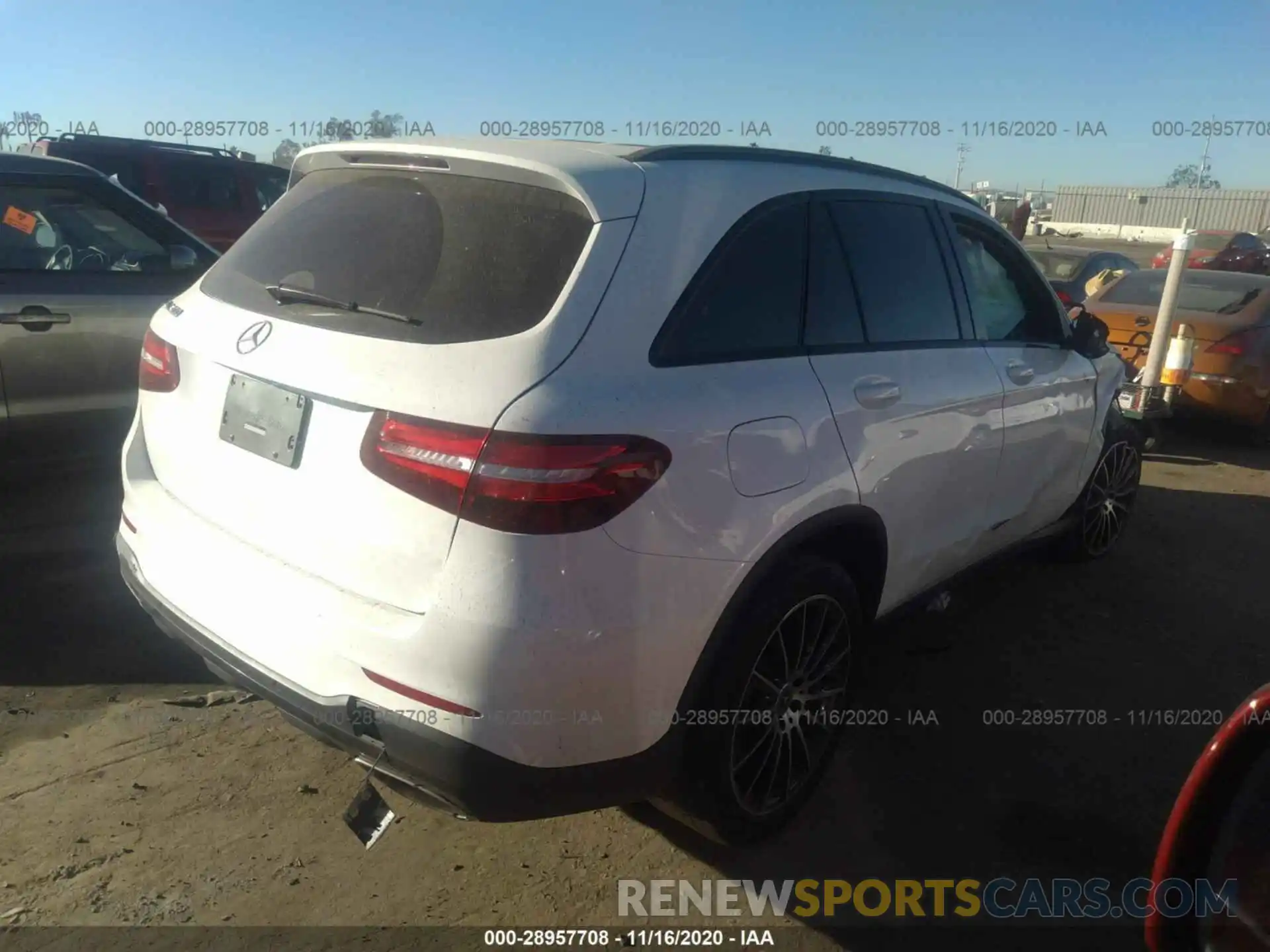 4 Photograph of a damaged car WDC0G4JB2KV170556 MERCEDES-BENZ GLC 2019