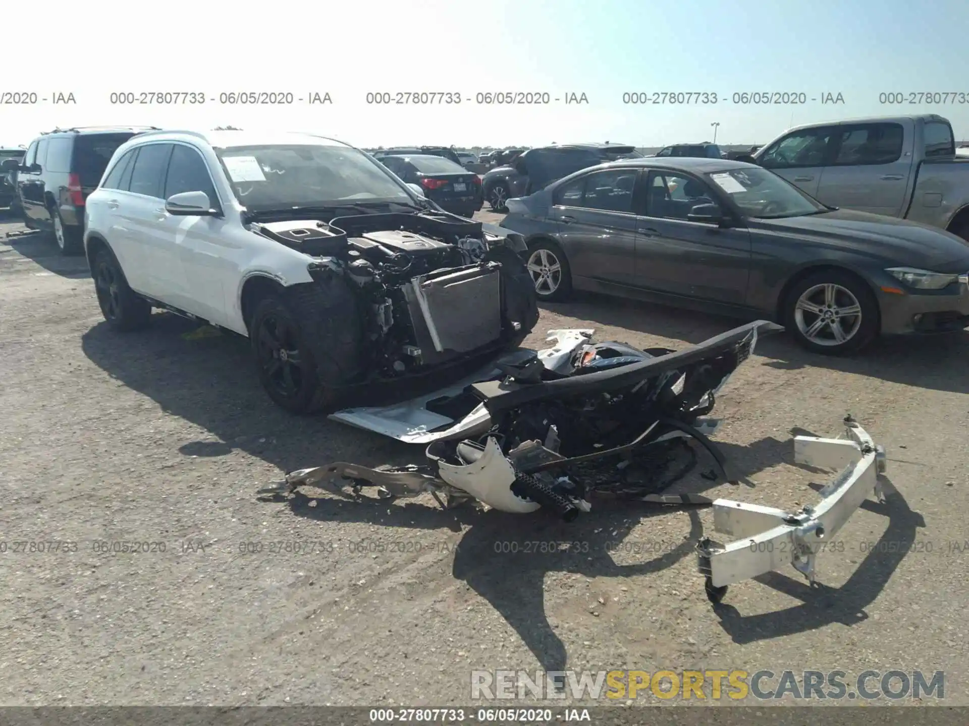 1 Photograph of a damaged car WDC0G4JB3K1005011 MERCEDES-BENZ GLC 2019