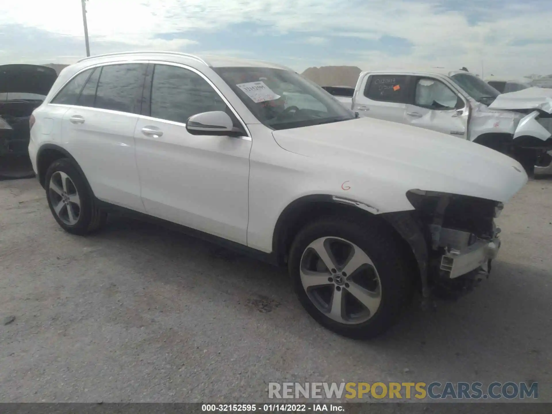 1 Photograph of a damaged car WDC0G4JB3KF594323 MERCEDES-BENZ GLC 2019