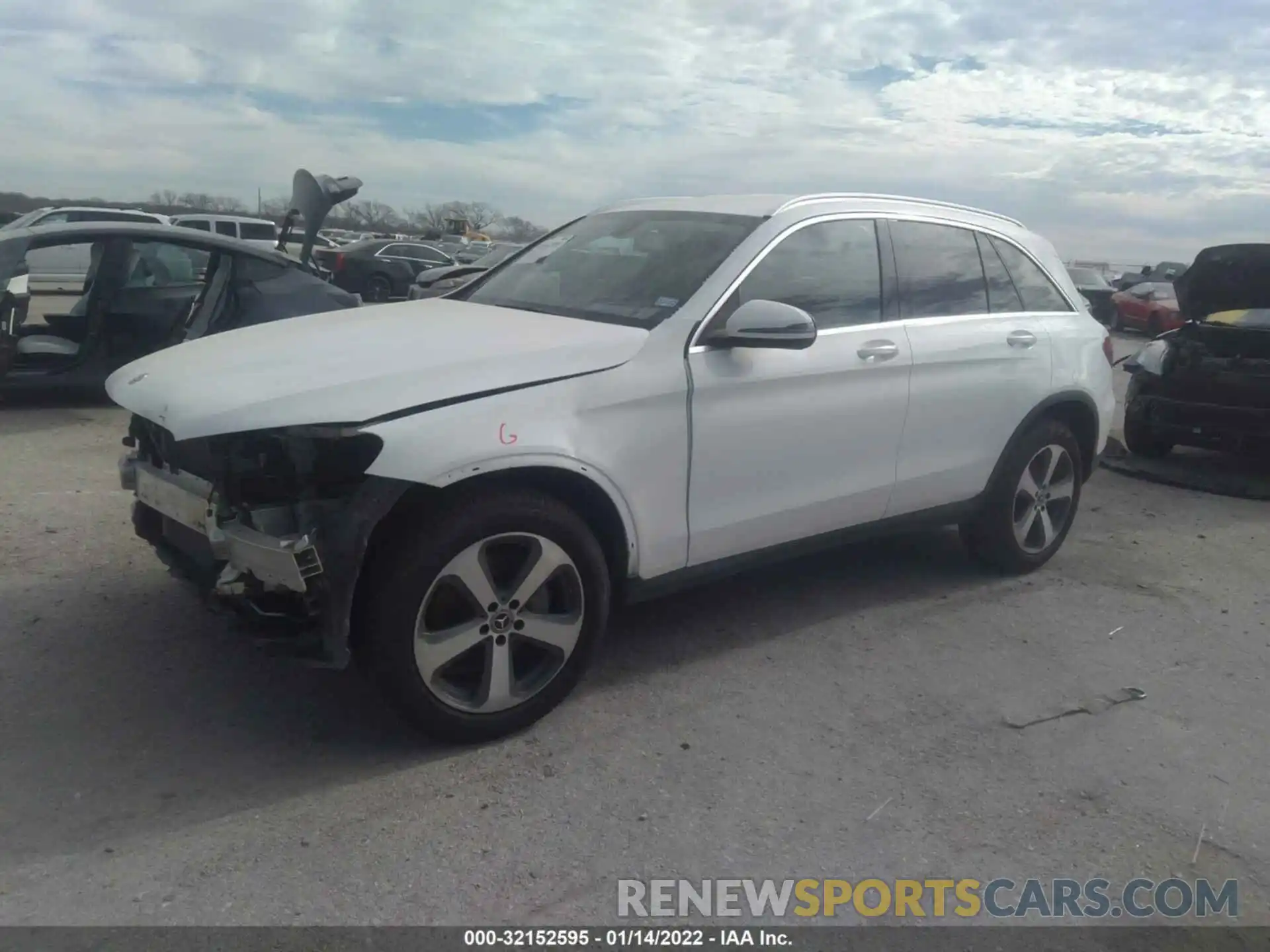 2 Photograph of a damaged car WDC0G4JB3KF594323 MERCEDES-BENZ GLC 2019