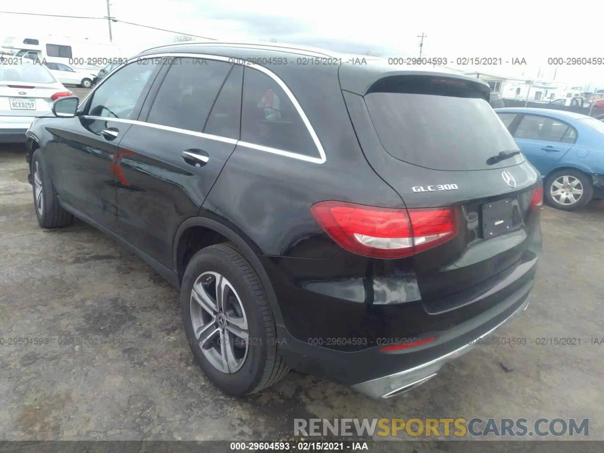 3 Photograph of a damaged car WDC0G4JB3KF612867 MERCEDES-BENZ GLC 2019