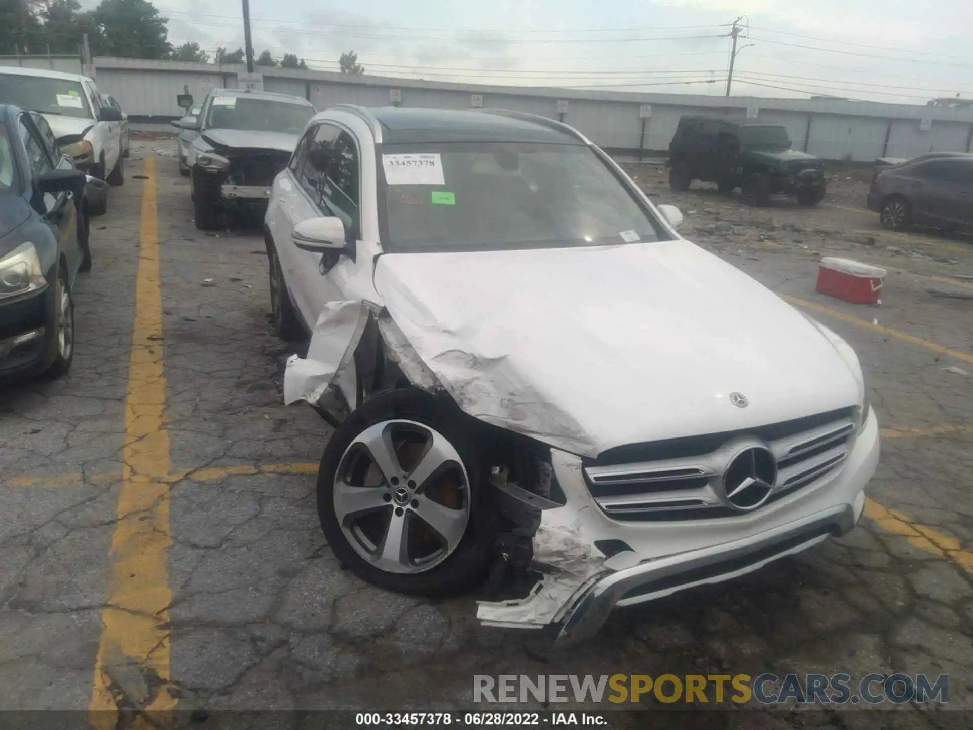 1 Photograph of a damaged car WDC0G4JB3KV120927 MERCEDES-BENZ GLC 2019