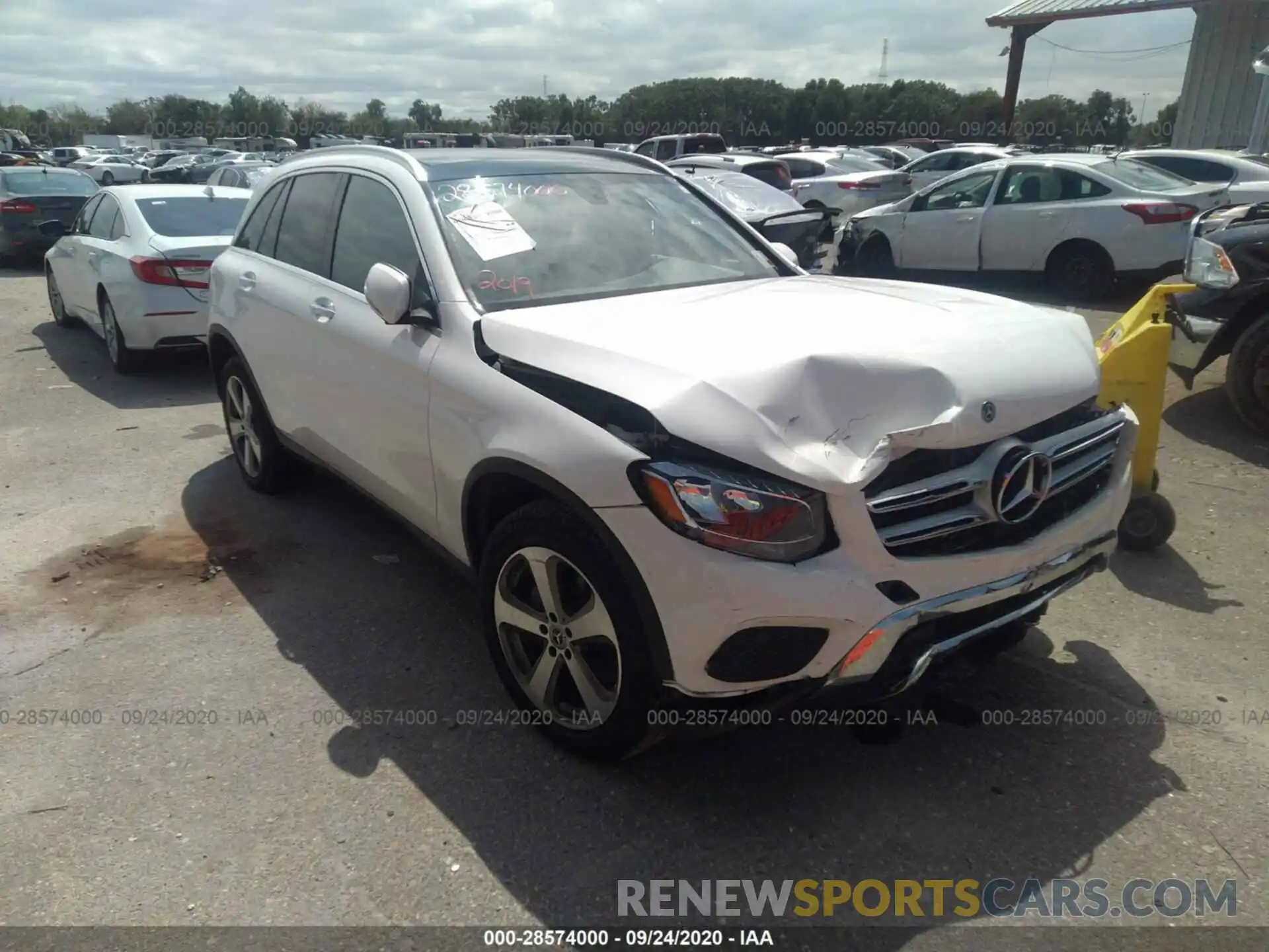 1 Photograph of a damaged car WDC0G4JB3KV171988 MERCEDES-BENZ GLC 2019