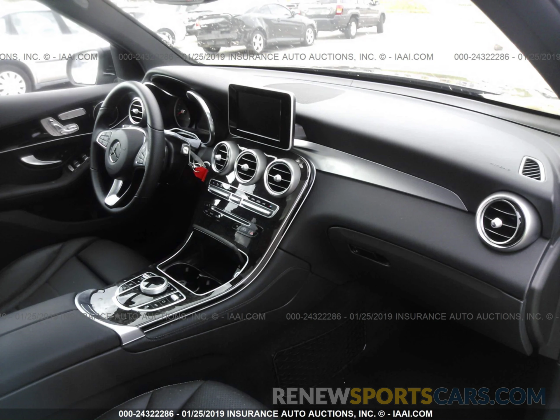 5 Photograph of a damaged car WDC0G4JB4KF529495 MERCEDES-BENZ GLC 2019