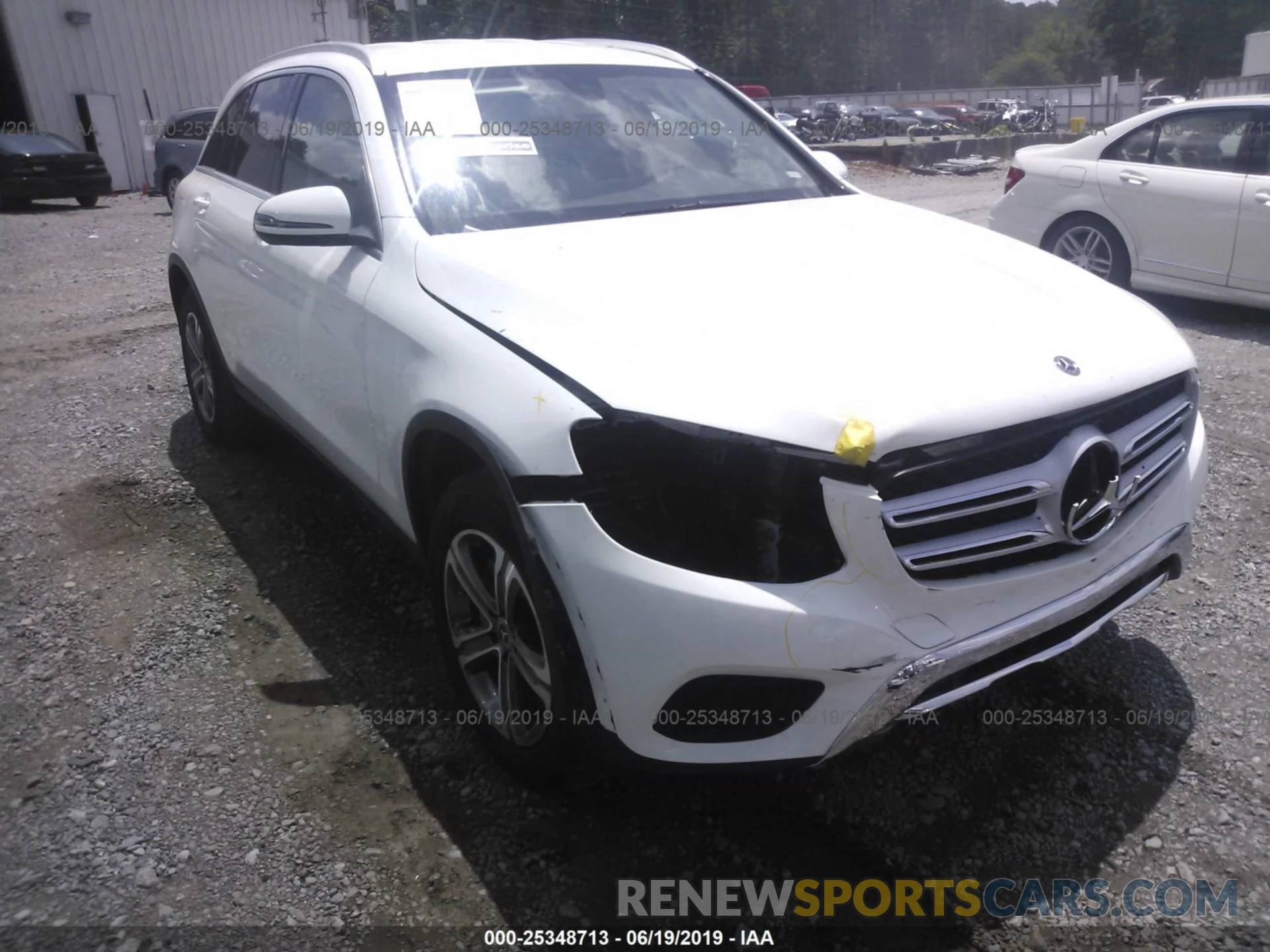 1 Photograph of a damaged car WDC0G4JB4KF567924 MERCEDES-BENZ GLC 2019