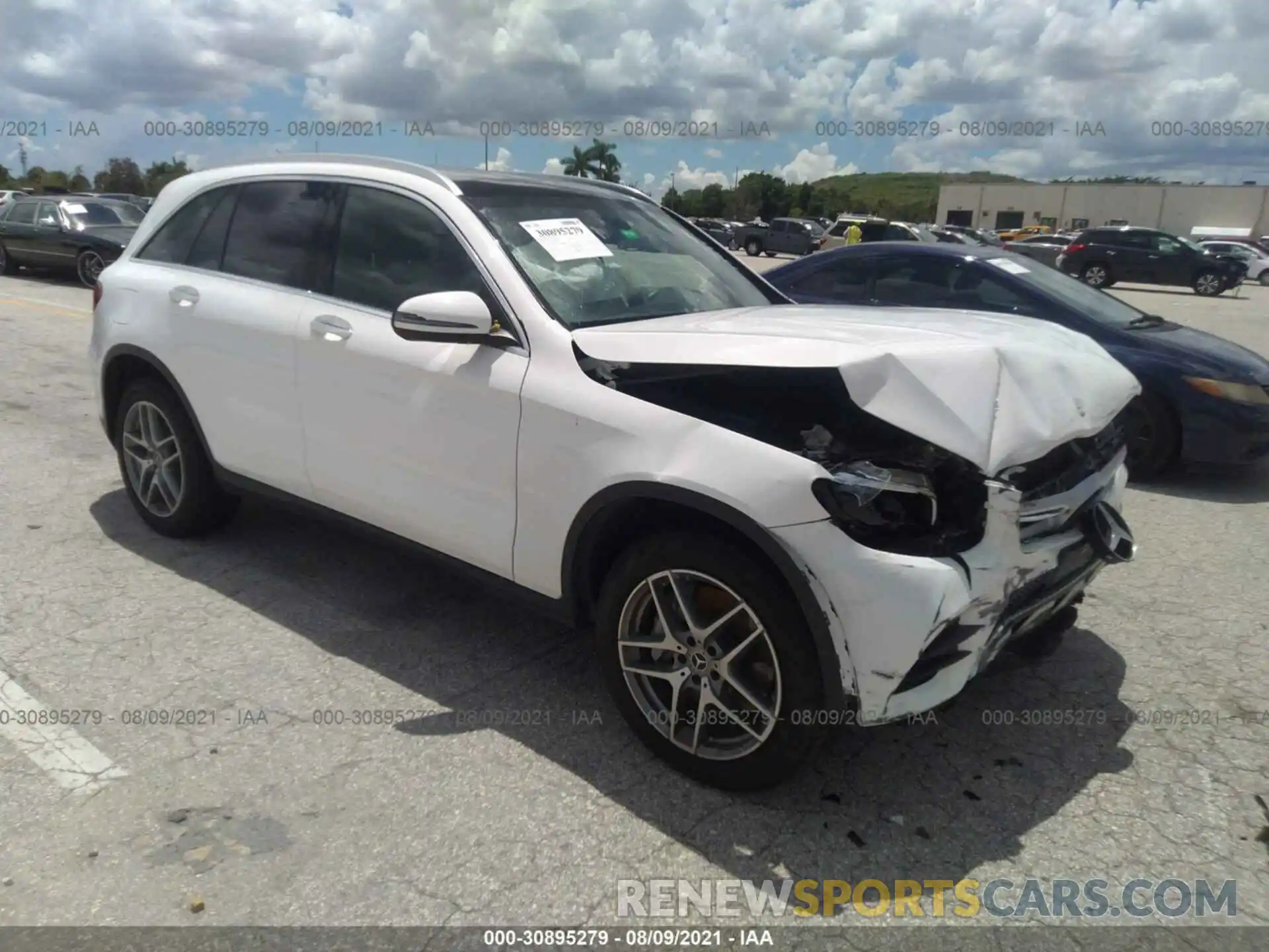 1 Photograph of a damaged car WDC0G4JB4KV139177 MERCEDES-BENZ GLC 2019