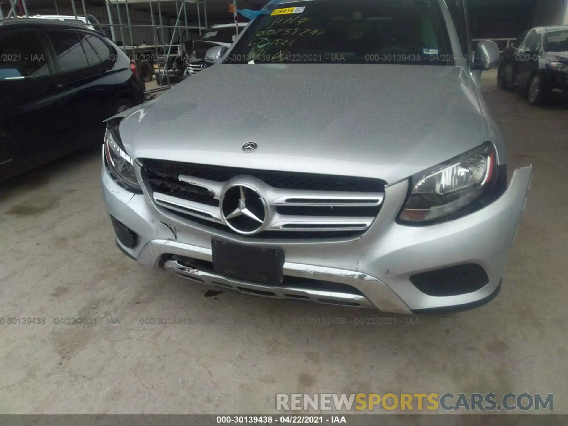 6 Photograph of a damaged car WDC0G4JB5KF601921 MERCEDES-BENZ GLC 2019