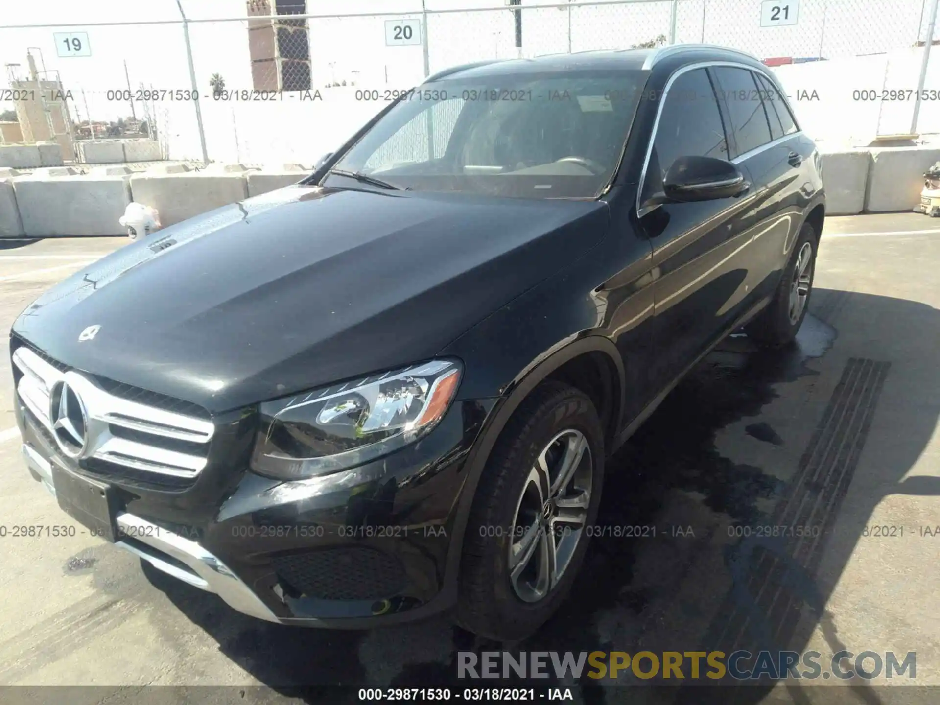 2 Photograph of a damaged car WDC0G4JB5KV136739 MERCEDES-BENZ GLC 2019