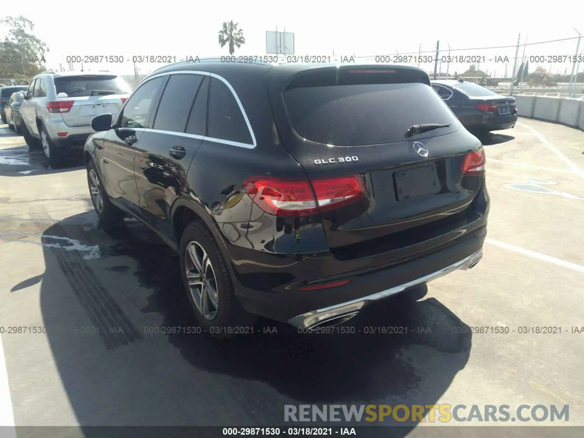 3 Photograph of a damaged car WDC0G4JB5KV136739 MERCEDES-BENZ GLC 2019