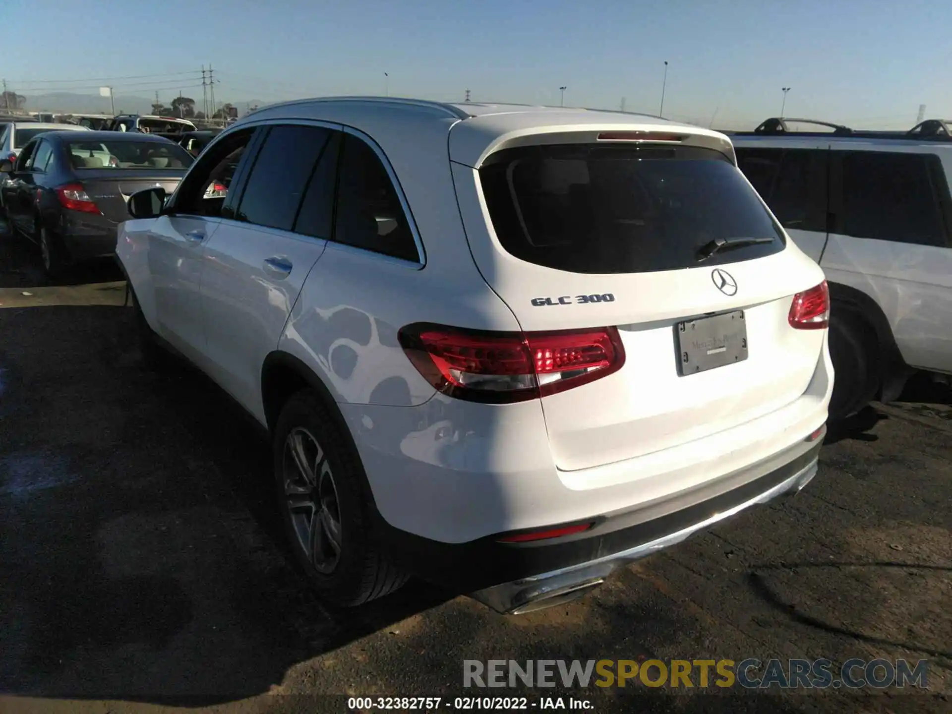 3 Photograph of a damaged car WDC0G4JB5KV139141 MERCEDES-BENZ GLC 2019