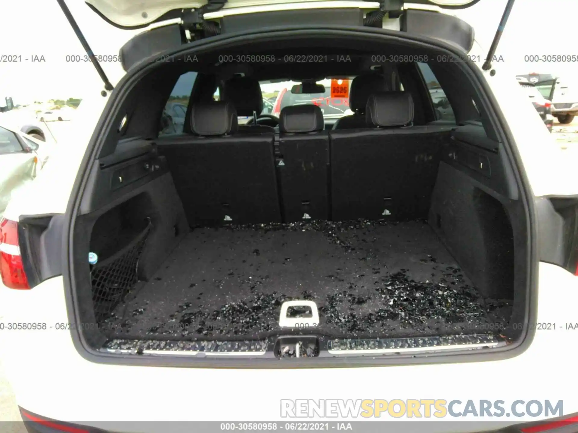 8 Photograph of a damaged car WDC0G4JB5KV167179 MERCEDES-BENZ GLC 2019