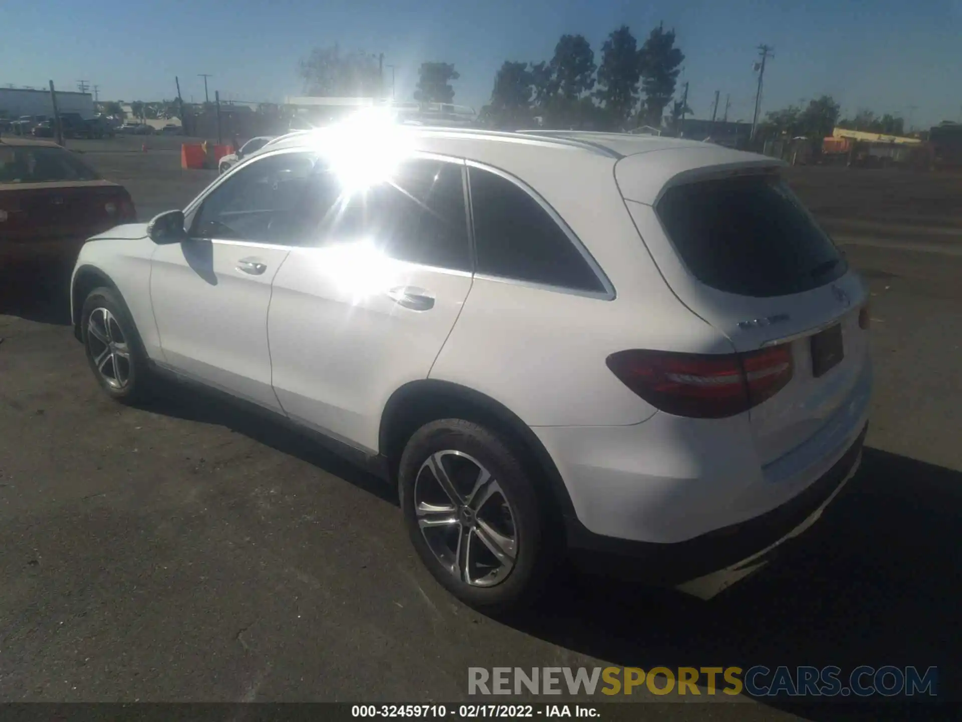 3 Photograph of a damaged car WDC0G4JB6K1000949 MERCEDES-BENZ GLC 2019