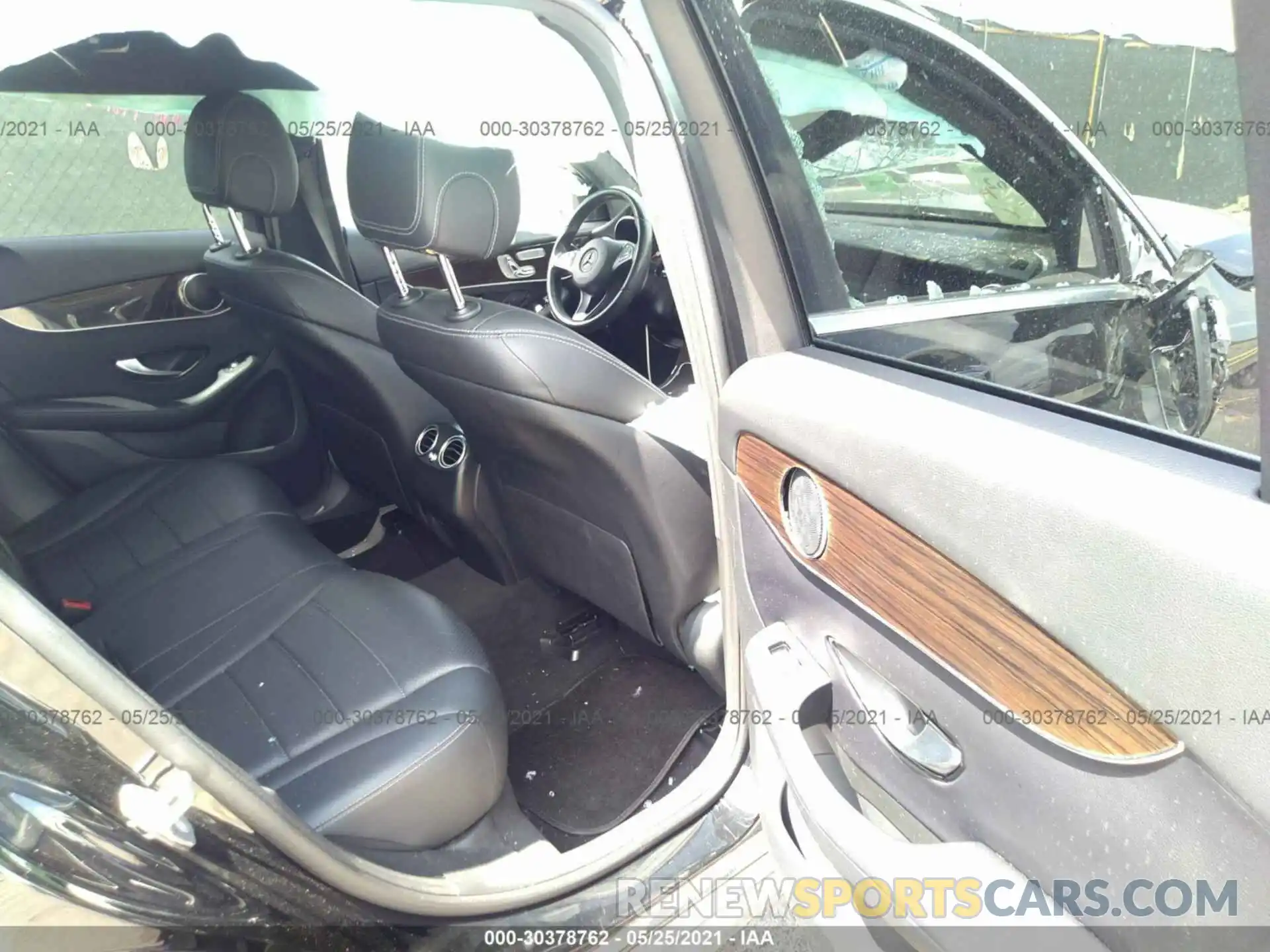 8 Photograph of a damaged car WDC0G4JB6KF481627 MERCEDES-BENZ GLC 2019