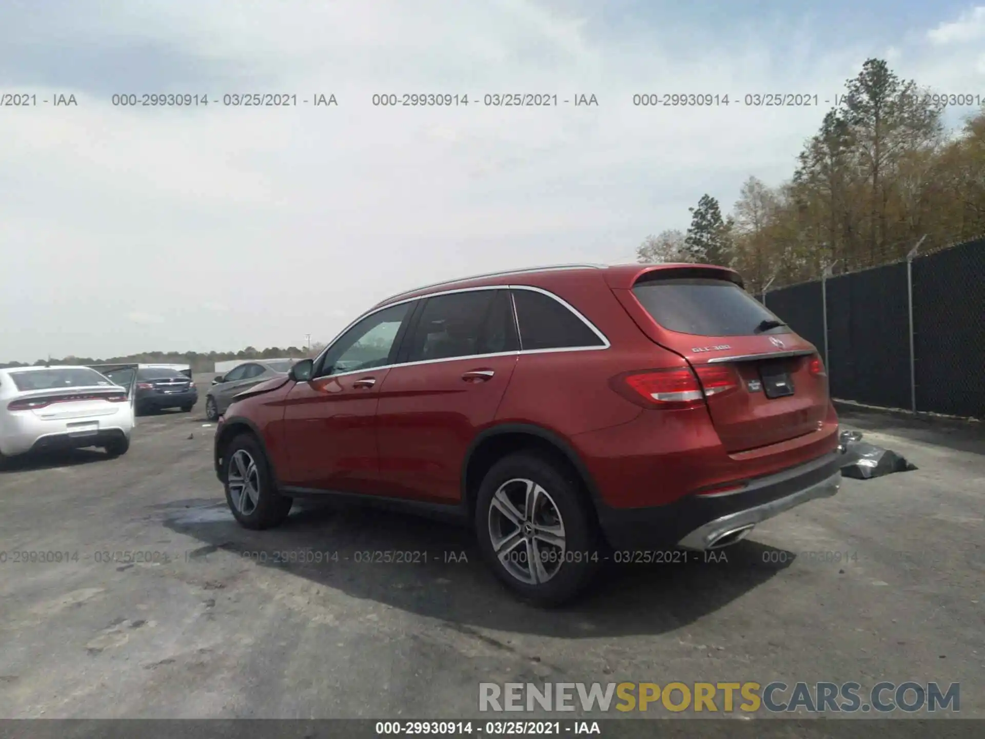 3 Фотография поврежденного автомобиля WDC0G4JB6KF528087 MERCEDES-BENZ GLC 2019