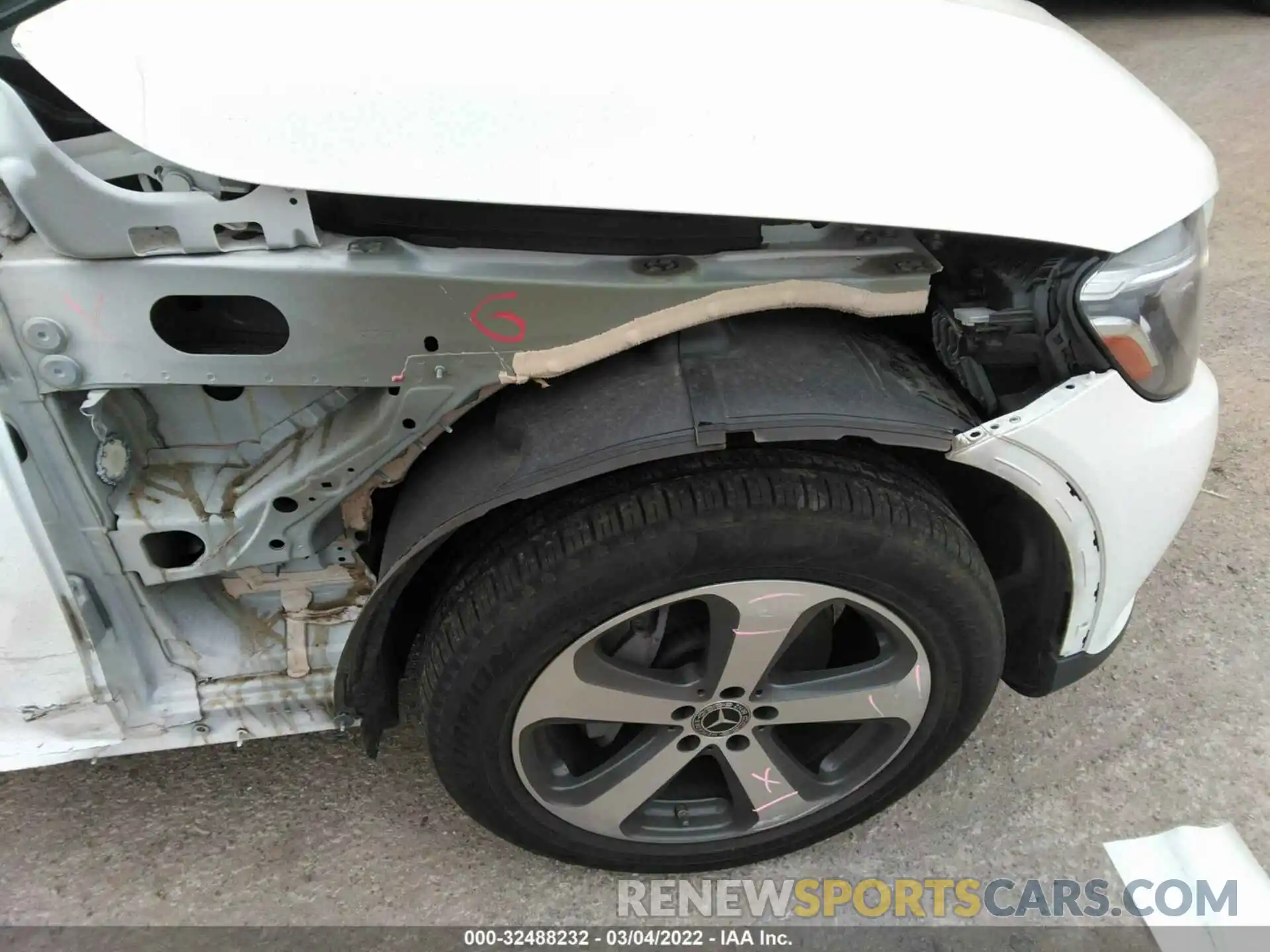 15 Photograph of a damaged car WDC0G4JB6KF592209 MERCEDES-BENZ GLC 2019