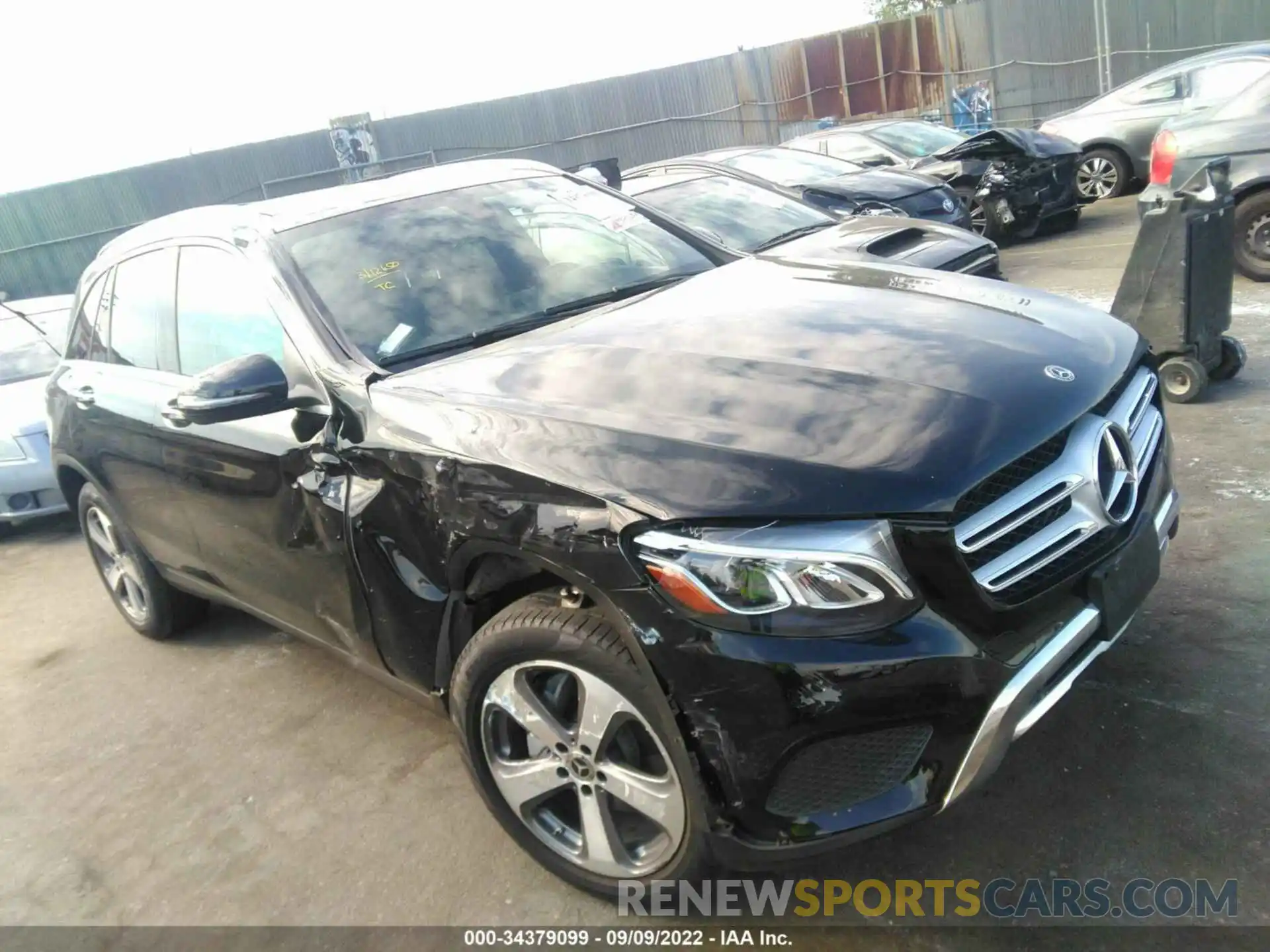 1 Photograph of a damaged car WDC0G4JB6KV118119 MERCEDES-BENZ GLC 2019