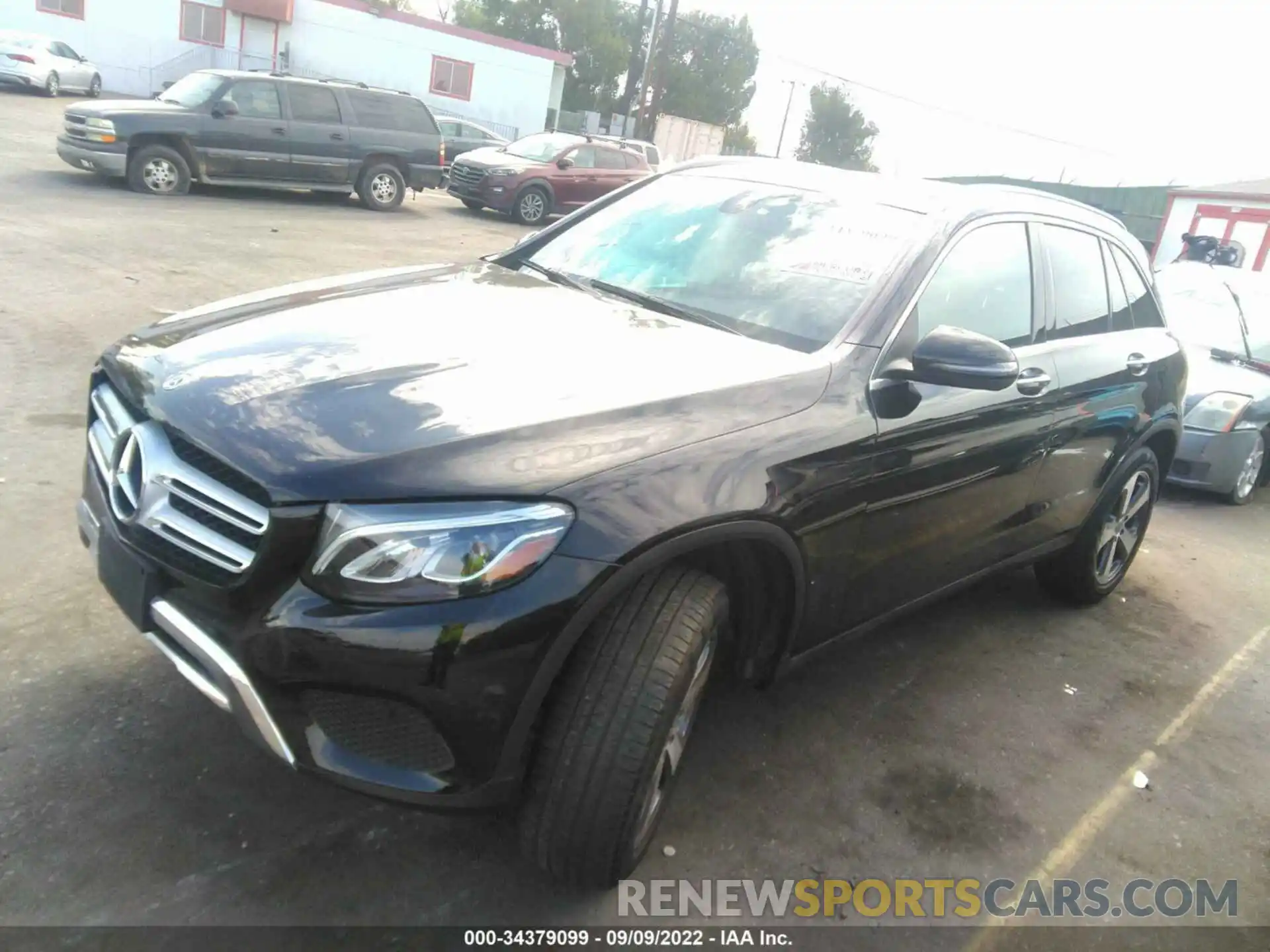 2 Photograph of a damaged car WDC0G4JB6KV118119 MERCEDES-BENZ GLC 2019