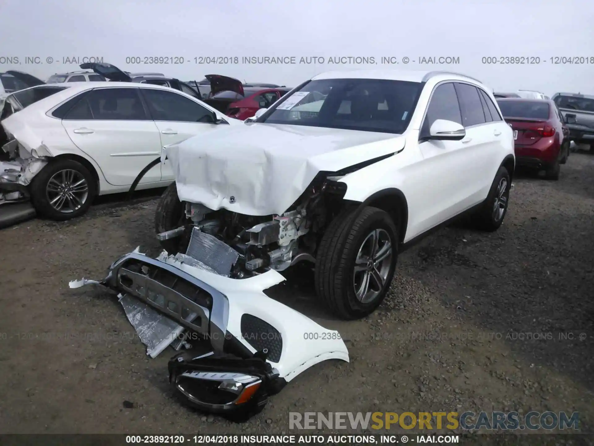 2 Photograph of a damaged car WDC0G4JB6KV125149 MERCEDES-BENZ GLC 2019