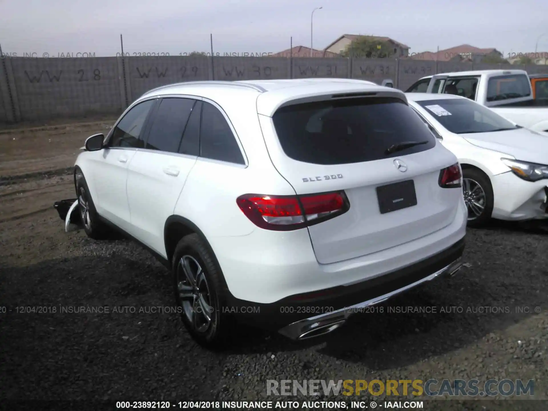 3 Photograph of a damaged car WDC0G4JB6KV125149 MERCEDES-BENZ GLC 2019