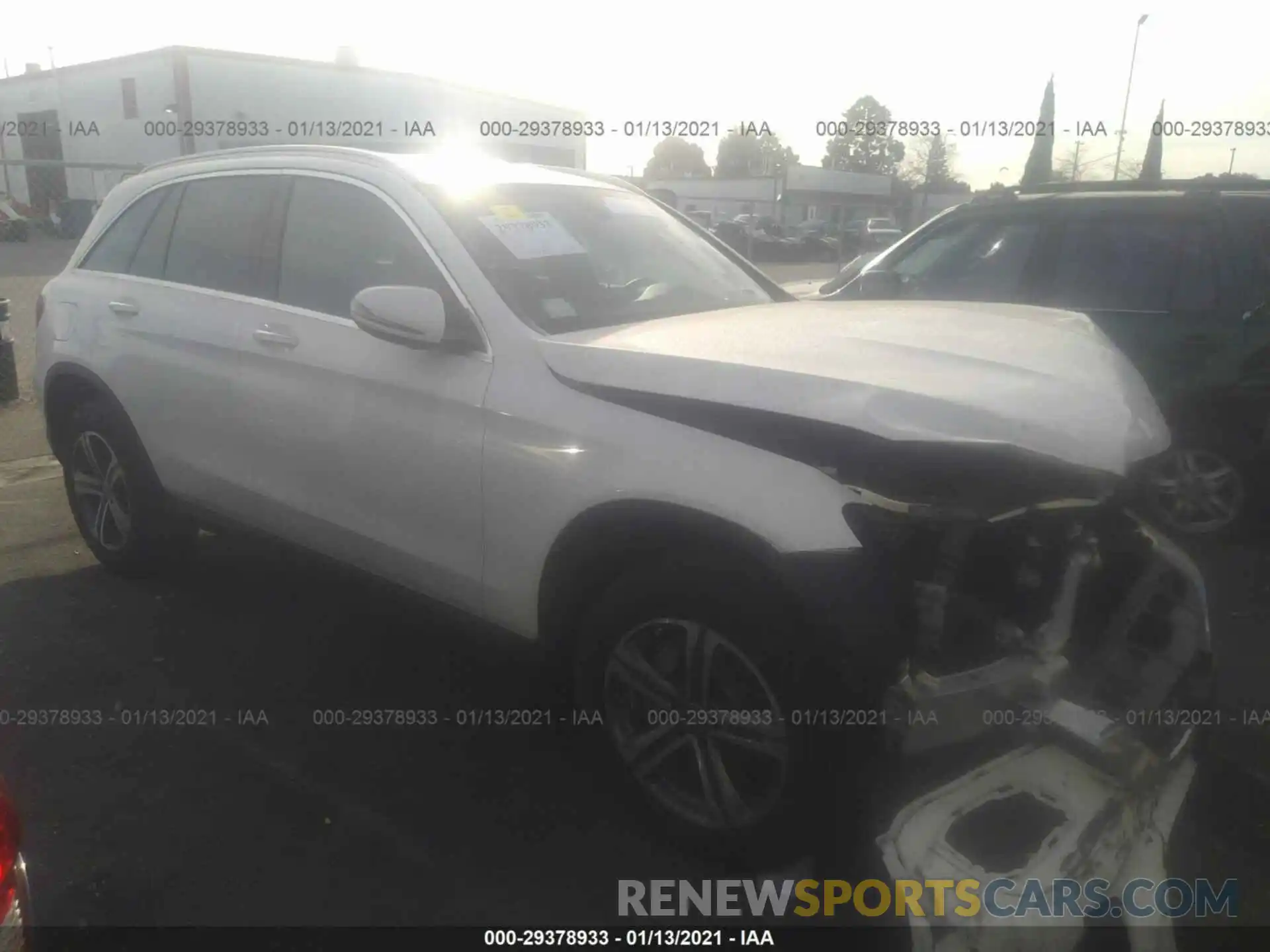 1 Photograph of a damaged car WDC0G4JB6KV137236 MERCEDES-BENZ GLC 2019