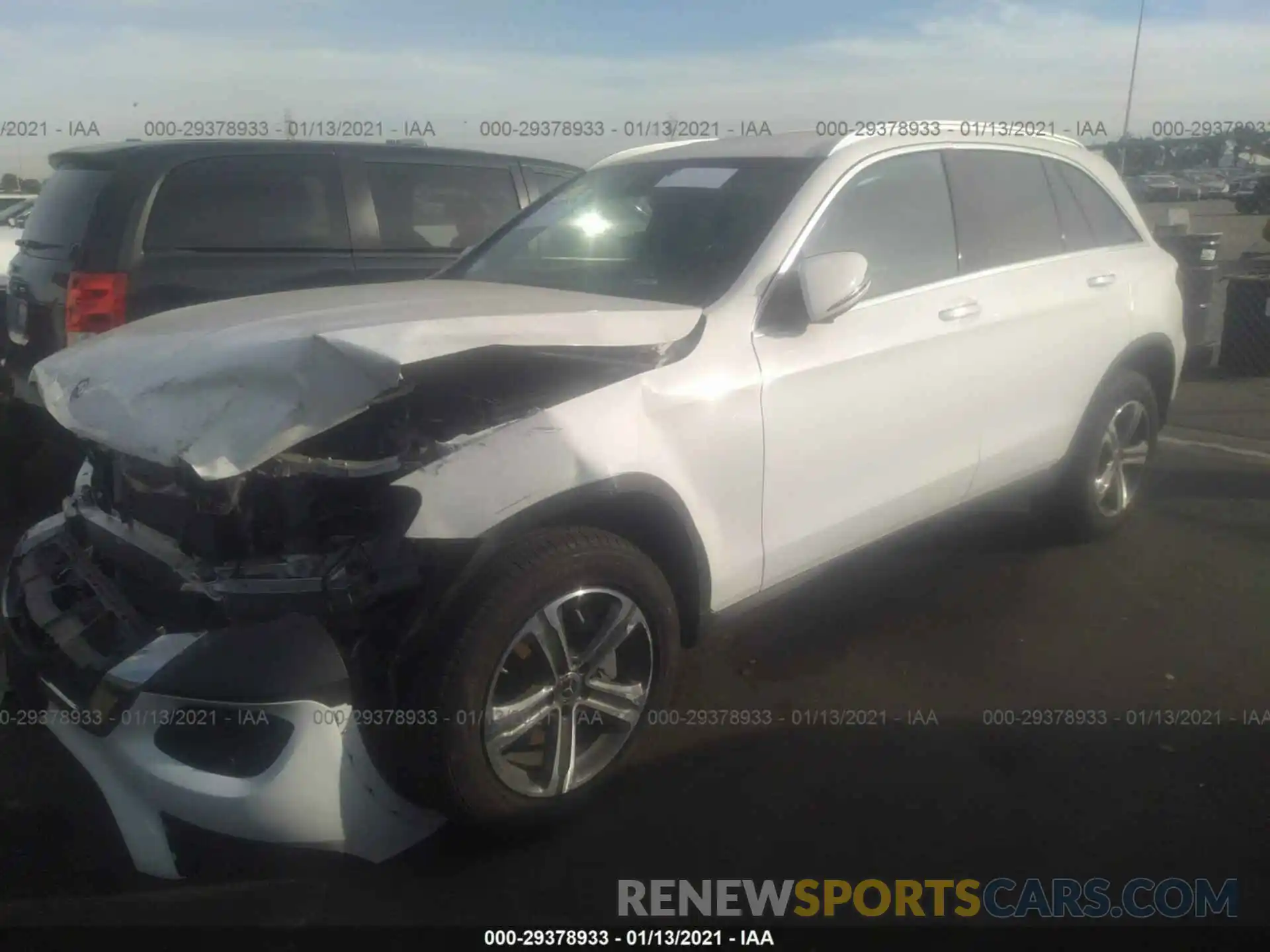 2 Photograph of a damaged car WDC0G4JB6KV137236 MERCEDES-BENZ GLC 2019