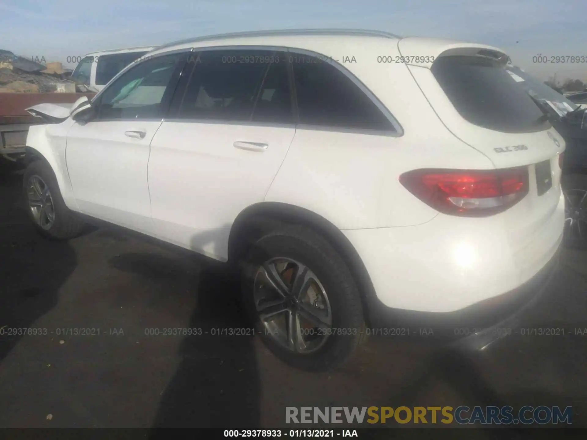 3 Photograph of a damaged car WDC0G4JB6KV137236 MERCEDES-BENZ GLC 2019