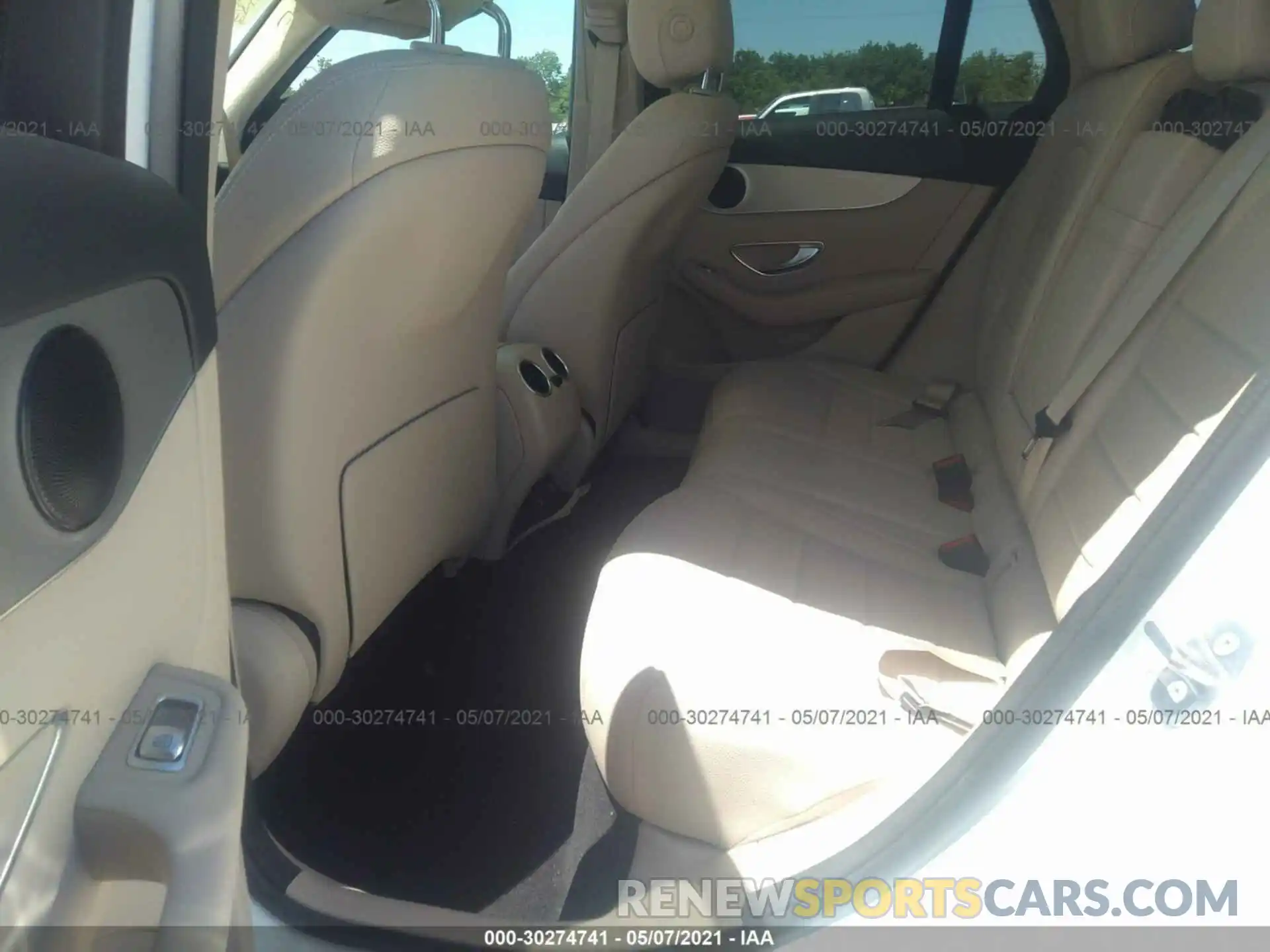 8 Photograph of a damaged car WDC0G4JB6KV158457 MERCEDES-BENZ GLC 2019