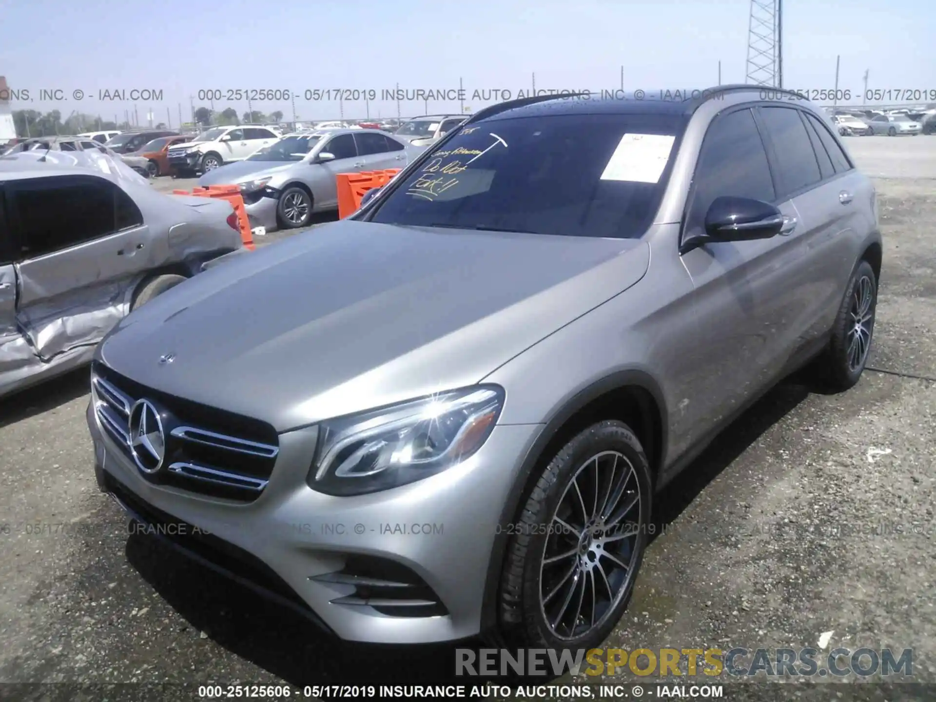 2 Фотография поврежденного автомобиля WDC0G4JB6KV160354 MERCEDES-BENZ GLC 2019