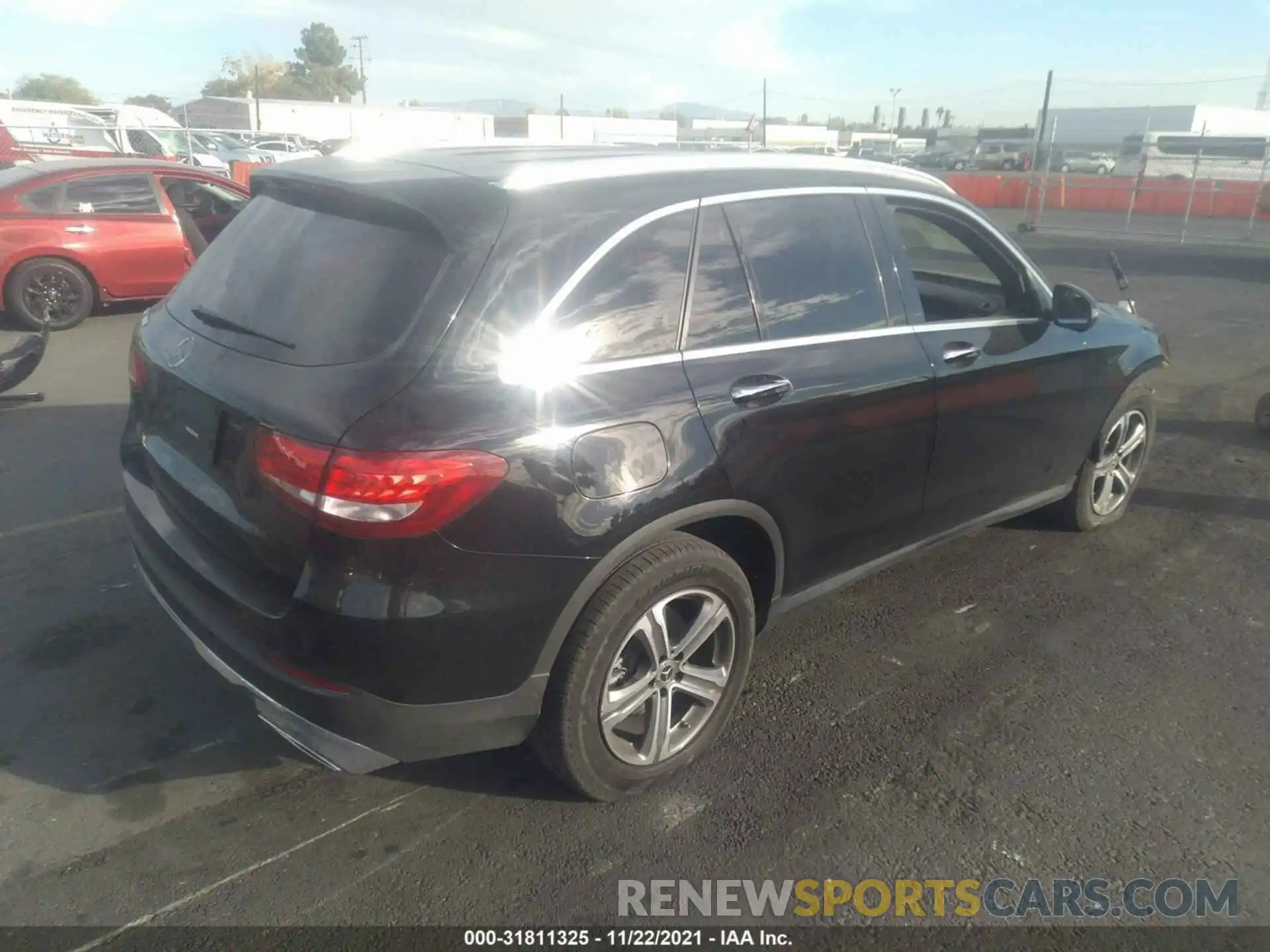 4 Photograph of a damaged car WDC0G4JB6KV178806 MERCEDES-BENZ GLC 2019