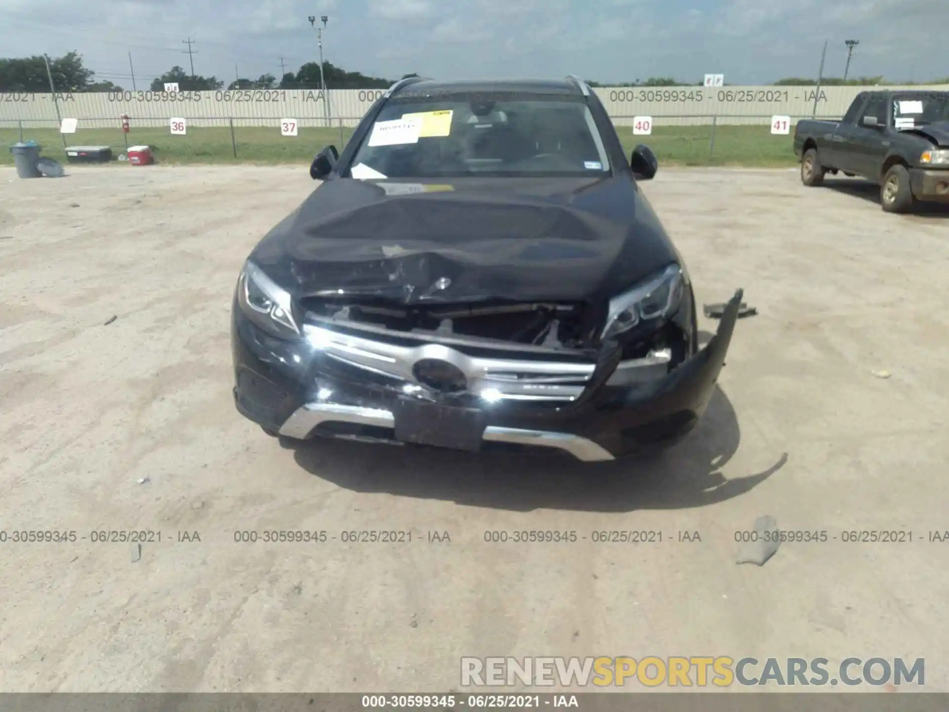 5 Photograph of a damaged car WDC0G4JB7K1000975 MERCEDES-BENZ GLC 2019