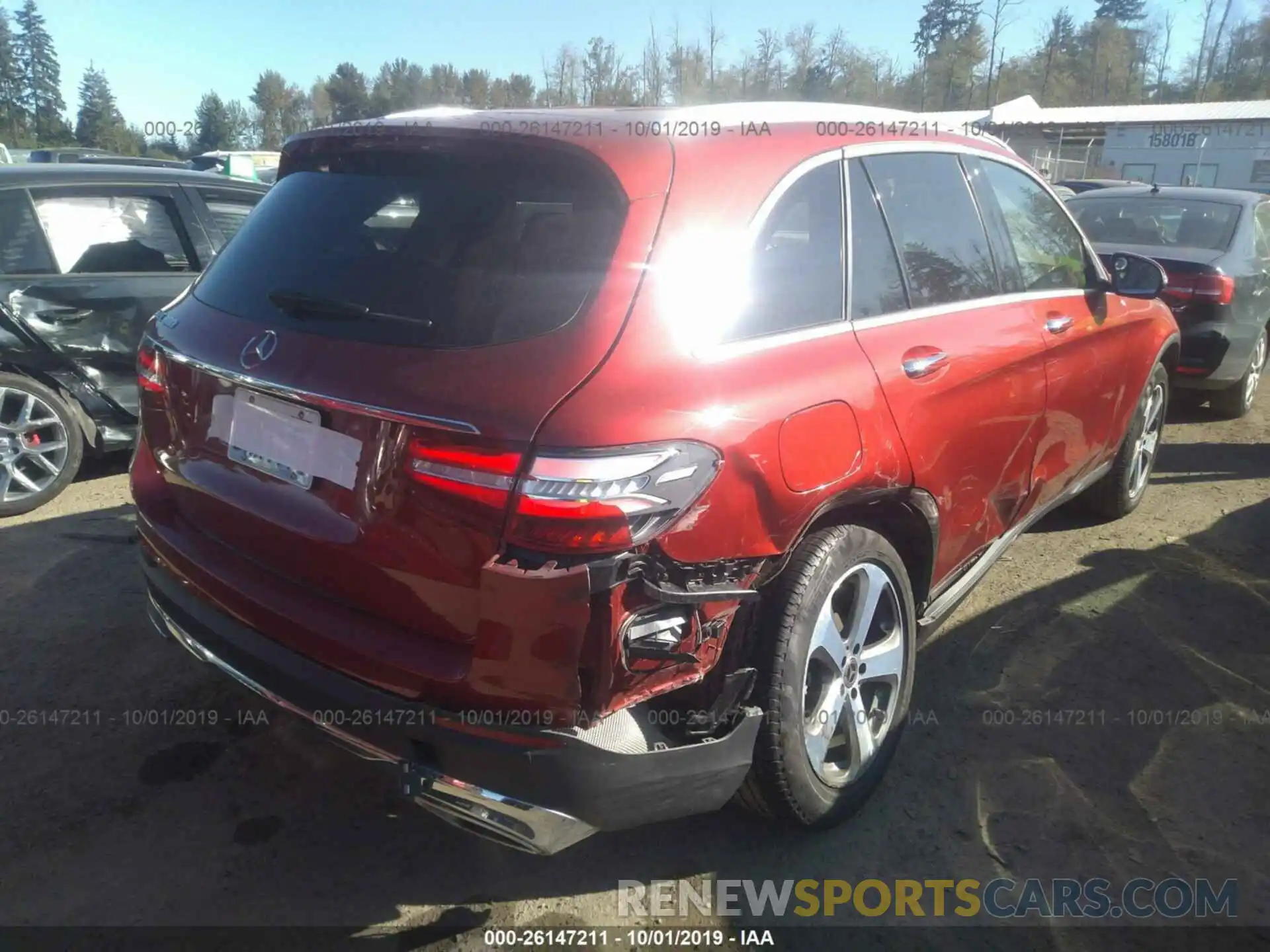 4 Photograph of a damaged car WDC0G4JB7KF530575 MERCEDES-BENZ GLC 2019