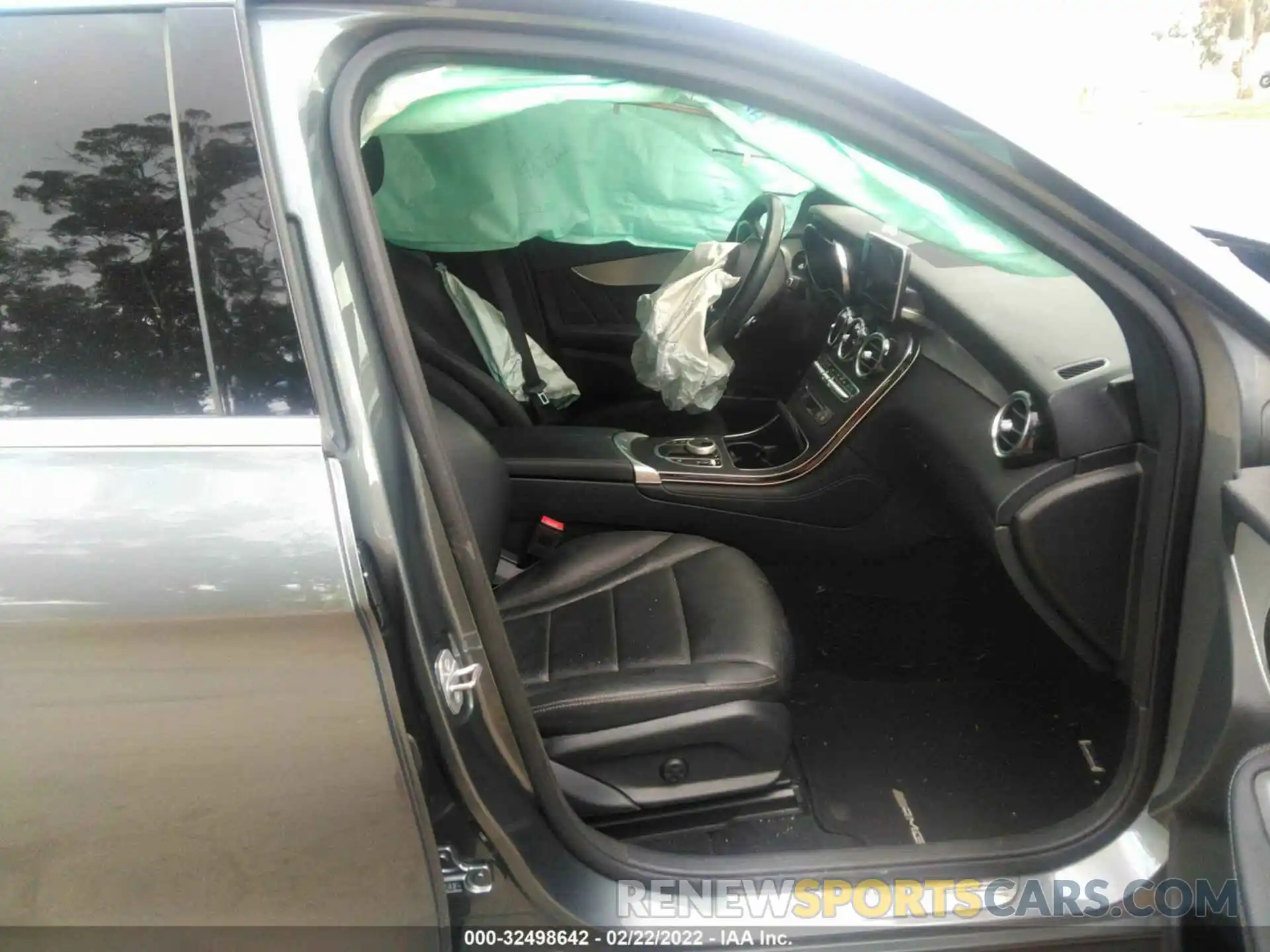 5 Photograph of a damaged car WDC0G4JB7KF601211 MERCEDES-BENZ GLC 2019