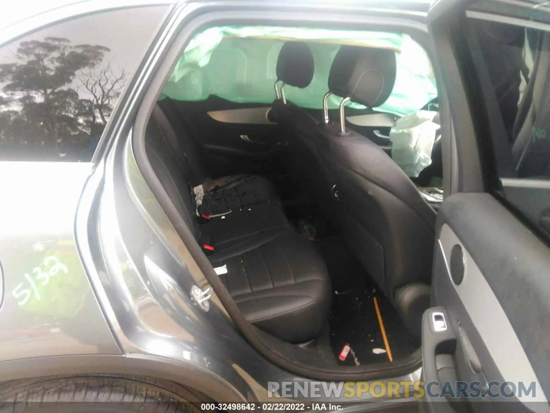 8 Photograph of a damaged car WDC0G4JB7KF601211 MERCEDES-BENZ GLC 2019