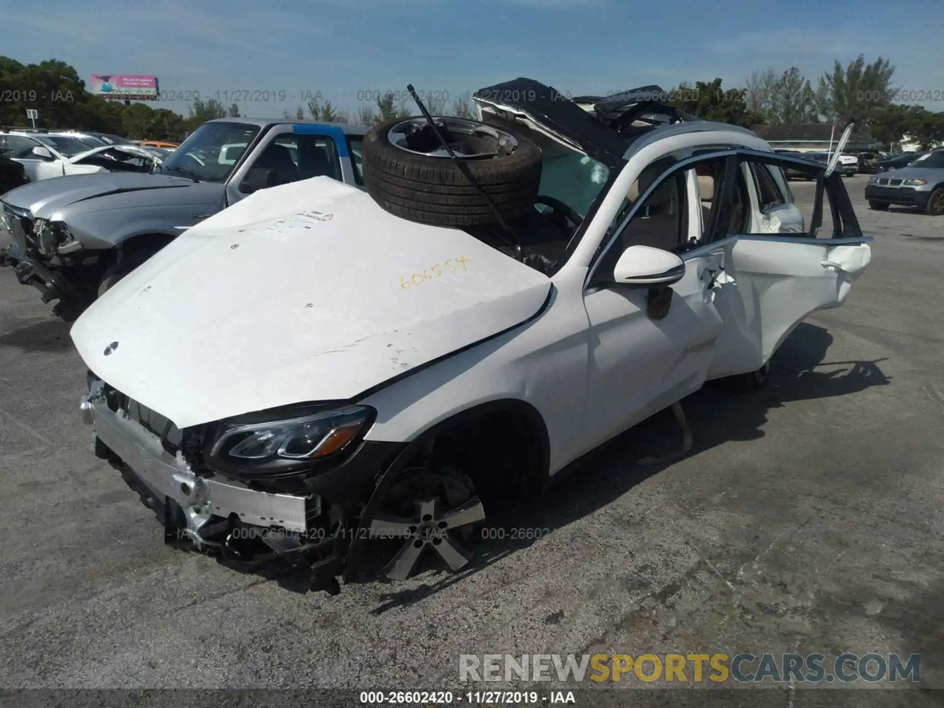 2 Photograph of a damaged car WDC0G4JB7KF606554 MERCEDES-BENZ GLC 2019