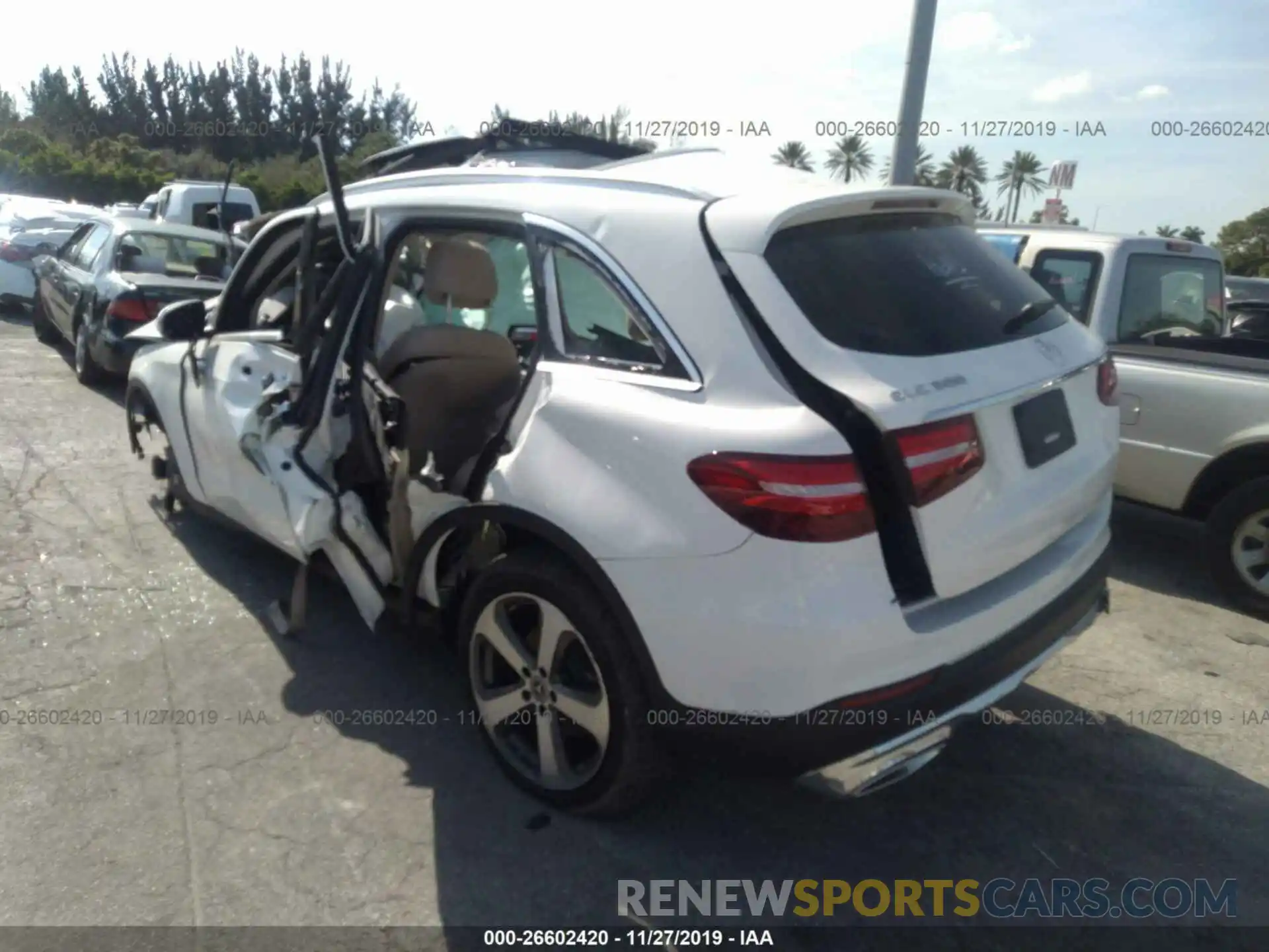 3 Photograph of a damaged car WDC0G4JB7KF606554 MERCEDES-BENZ GLC 2019