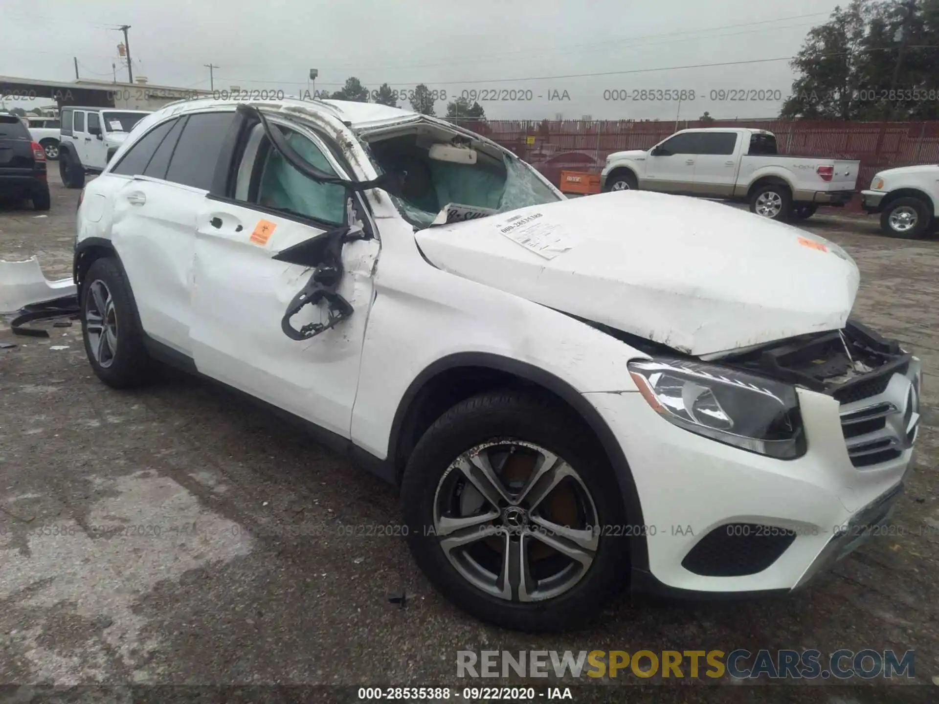 1 Photograph of a damaged car WDC0G4JB7KF618672 MERCEDES-BENZ GLC 2019