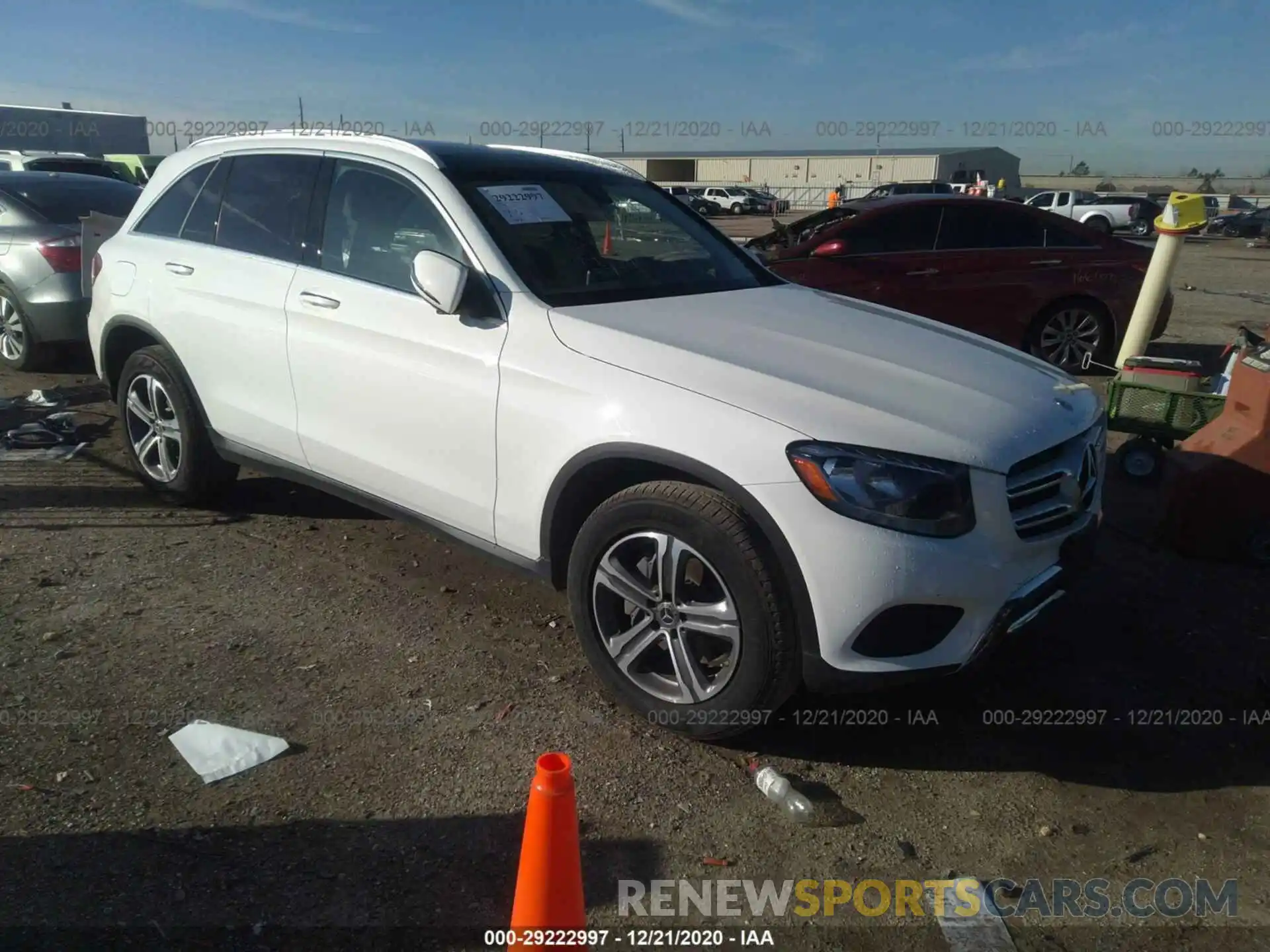 1 Photograph of a damaged car WDC0G4JB7KF668472 MERCEDES-BENZ GLC 2019