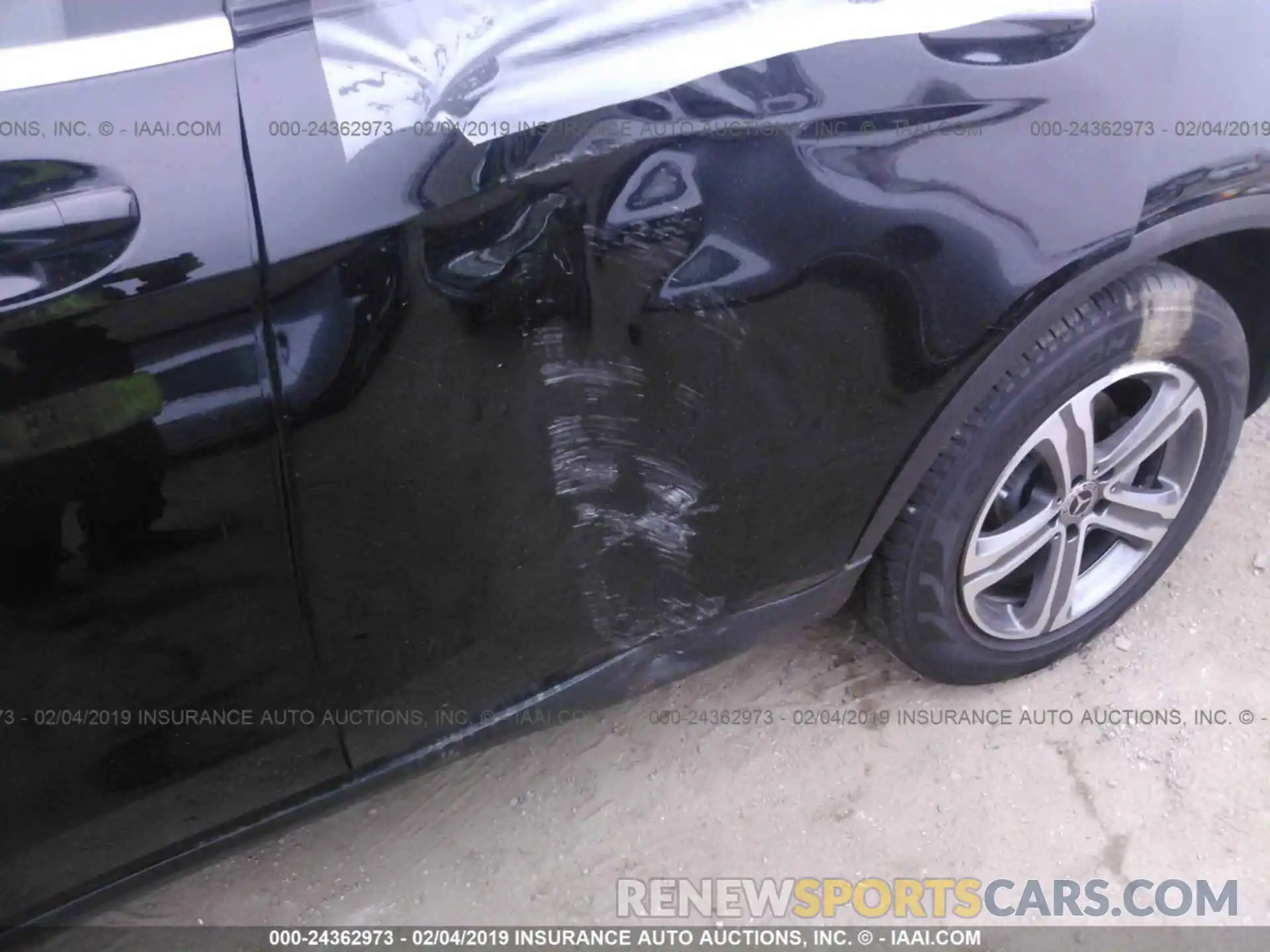 6 Photograph of a damaged car WDC0G4JB7KV118176 MERCEDES-BENZ GLC 2019