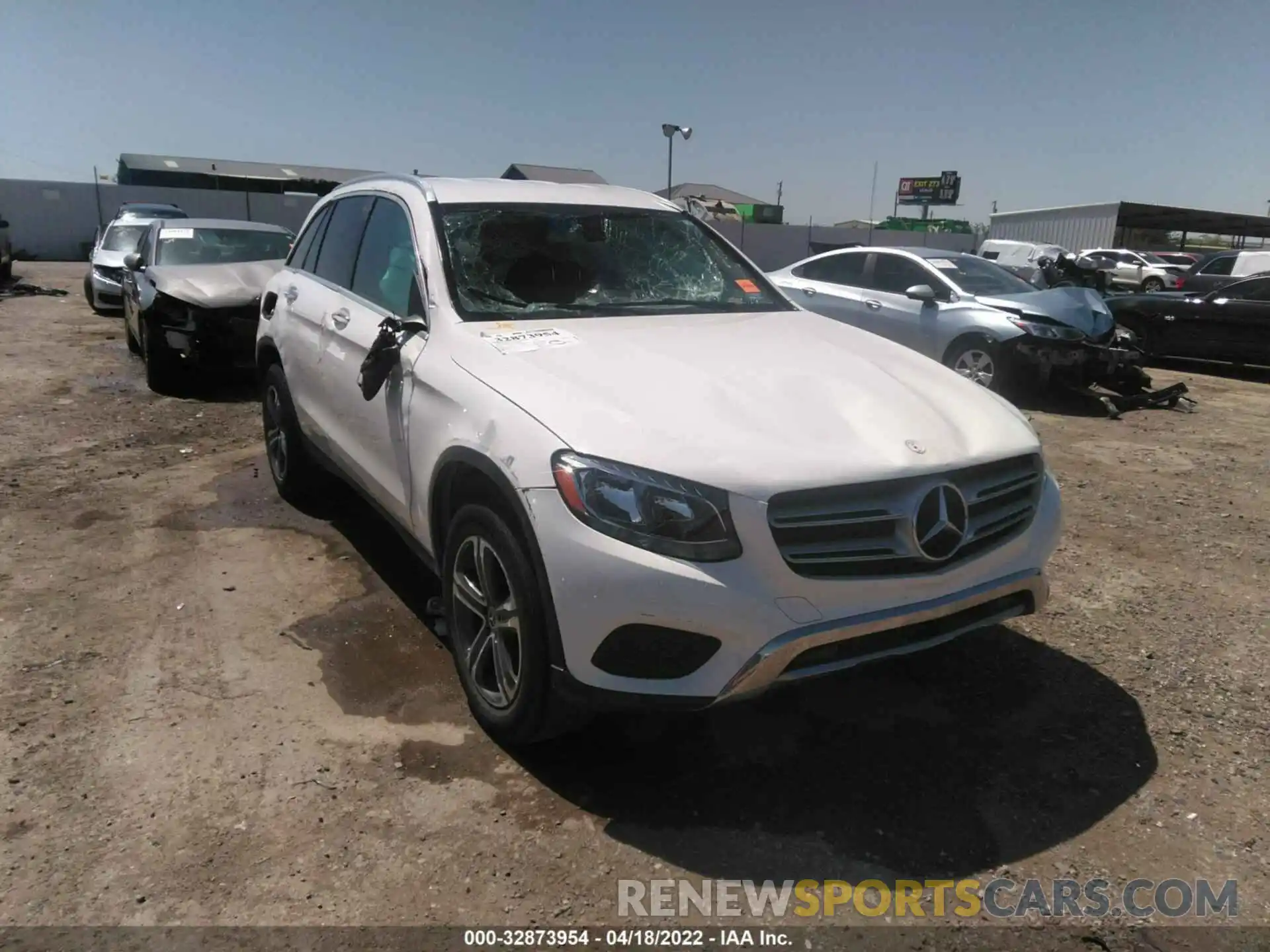 1 Photograph of a damaged car WDC0G4JB7KV139402 MERCEDES-BENZ GLC 2019