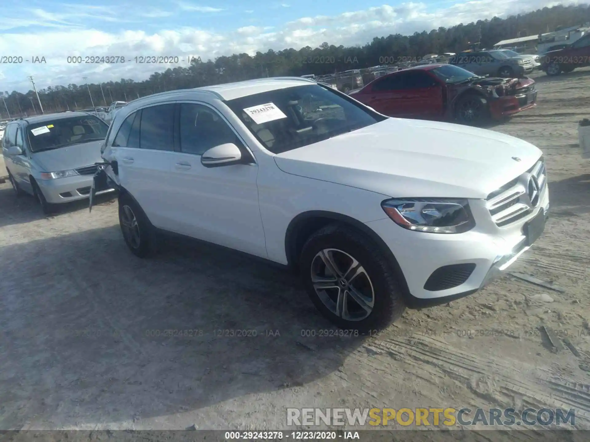 1 Photograph of a damaged car WDC0G4JB7KV157558 MERCEDES-BENZ GLC 2019