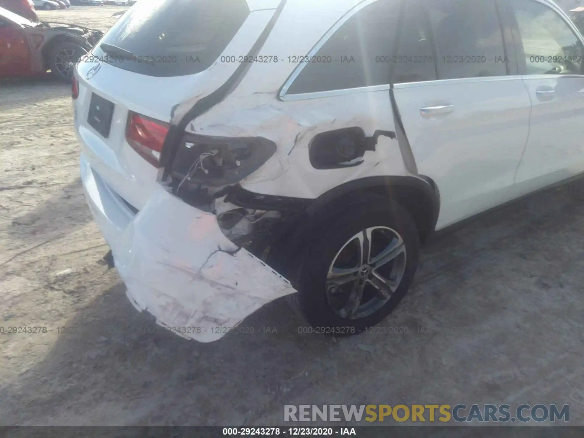 6 Photograph of a damaged car WDC0G4JB7KV157558 MERCEDES-BENZ GLC 2019