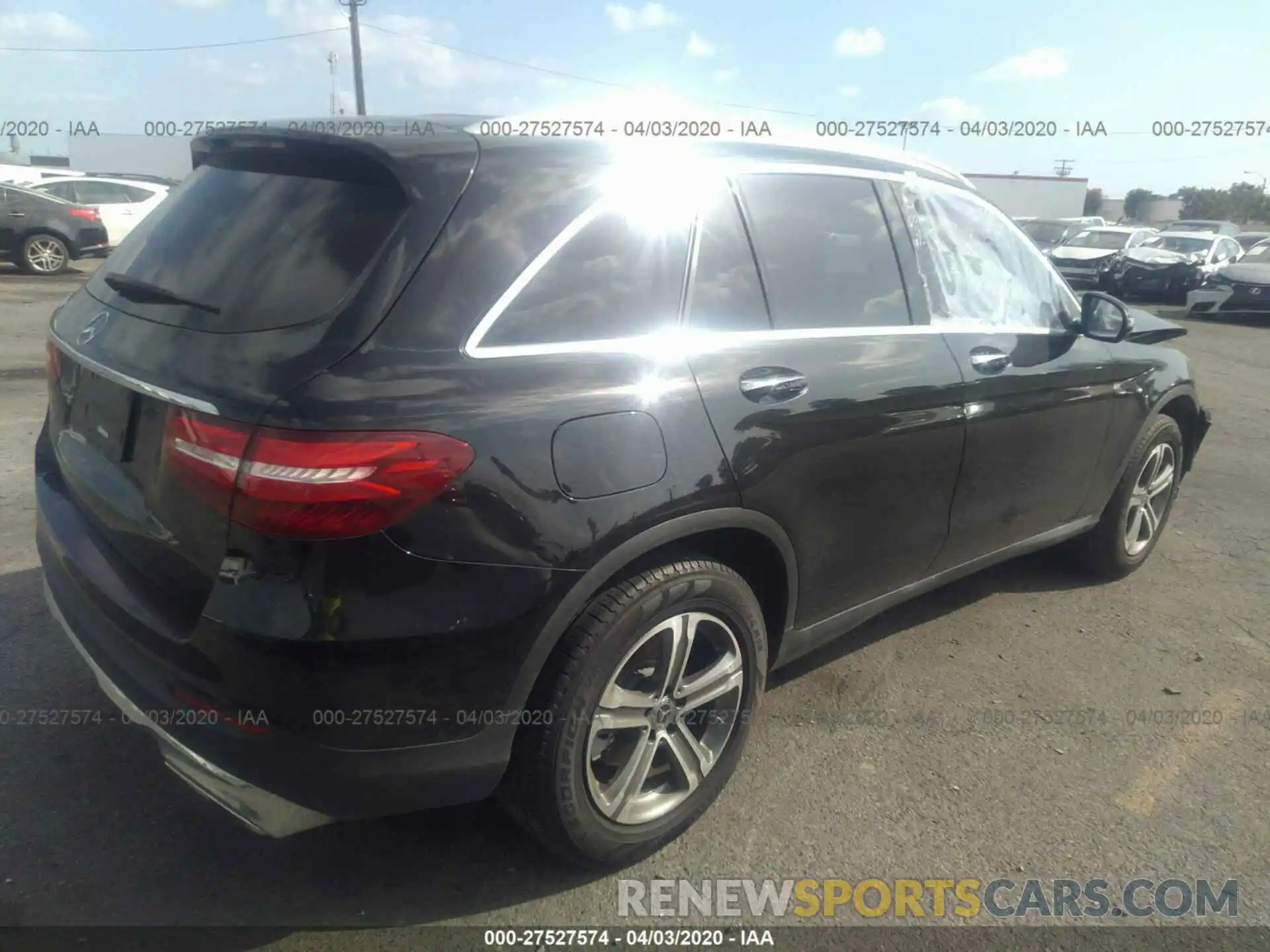 4 Photograph of a damaged car WDC0G4JB8K1002458 MERCEDES-BENZ GLC 2019