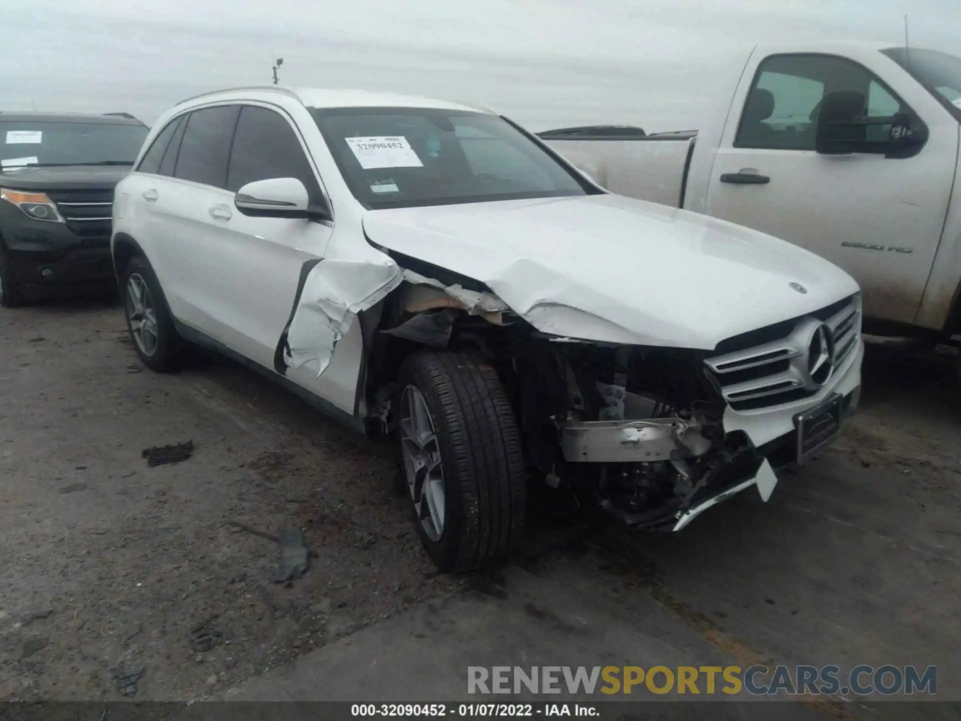 1 Photograph of a damaged car WDC0G4JB8KV124780 MERCEDES-BENZ GLC 2019