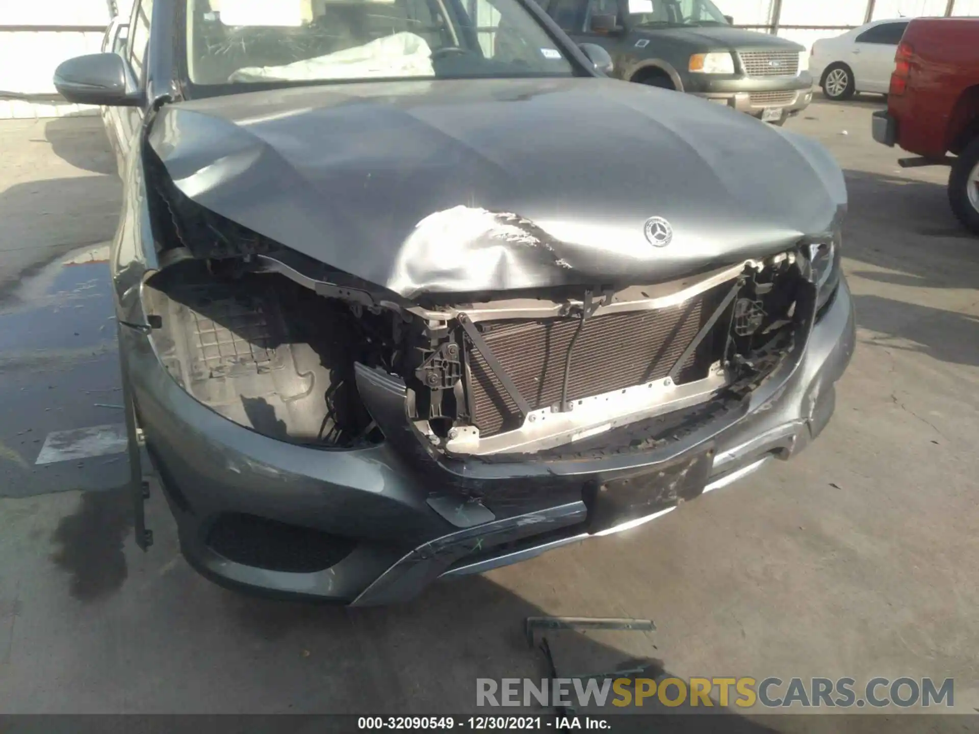 6 Photograph of a damaged car WDC0G4JB8KV157956 MERCEDES-BENZ GLC 2019