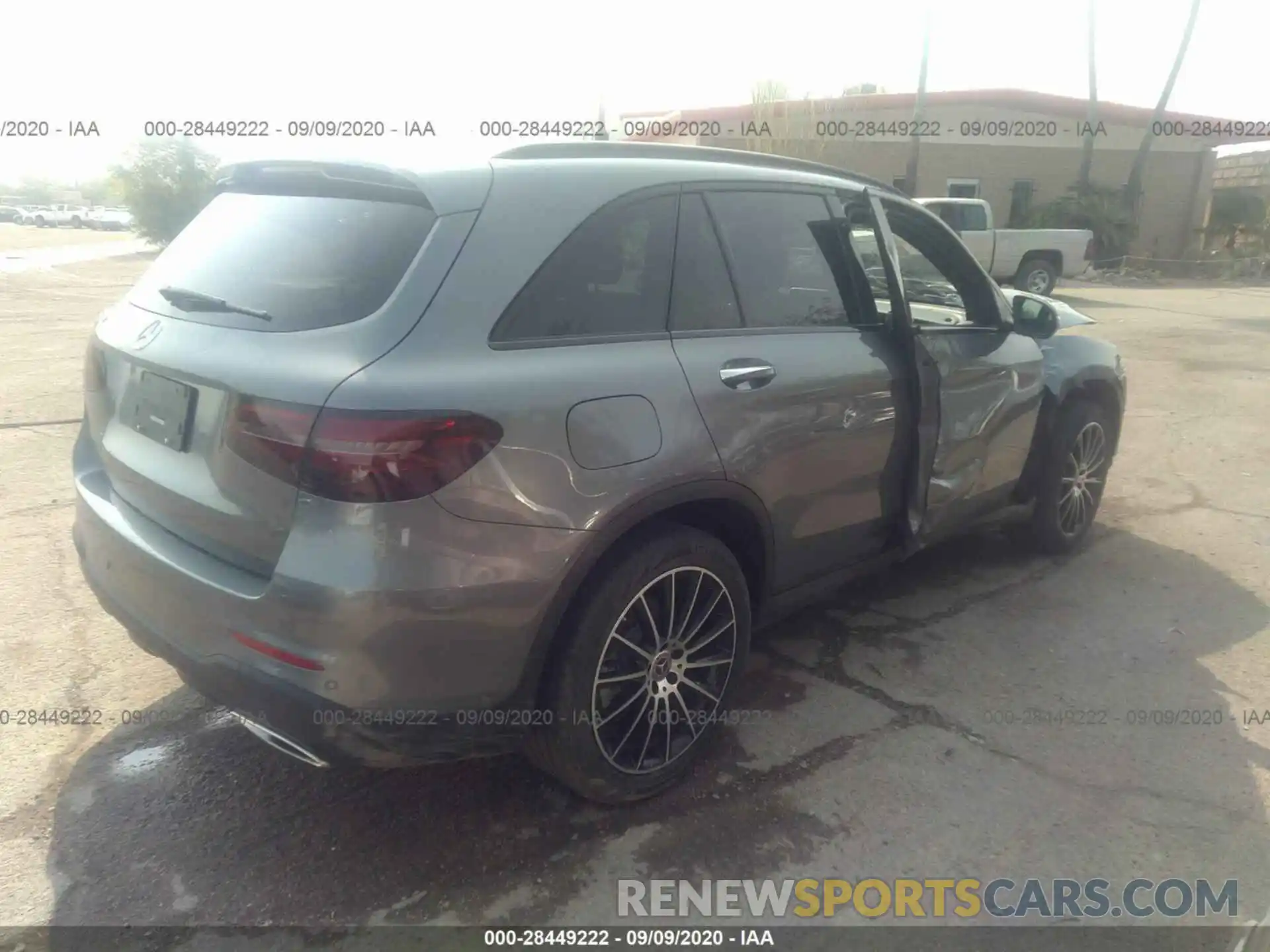 4 Photograph of a damaged car WDC0G4JB8KV160503 MERCEDES-BENZ GLC 2019